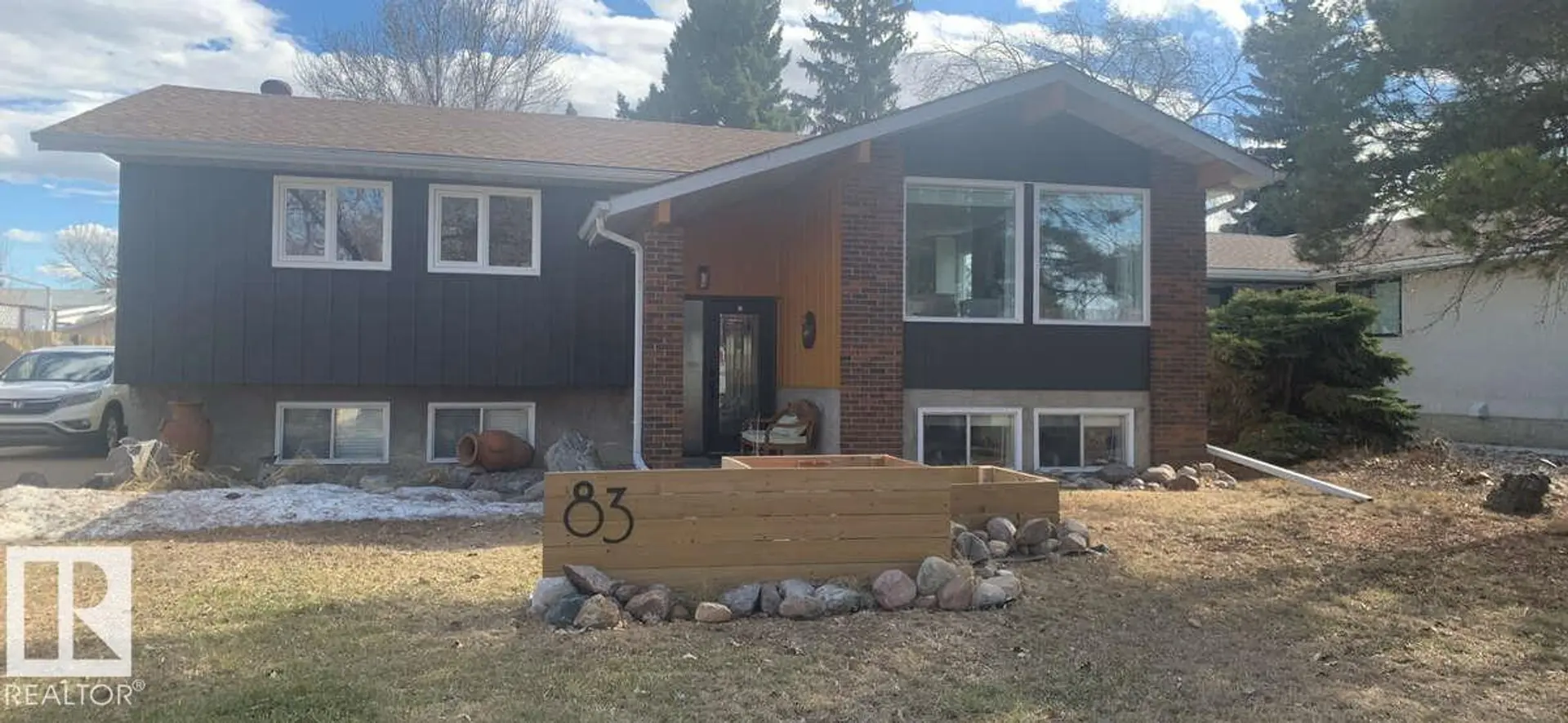 83 Lorraine CR - Image 1
