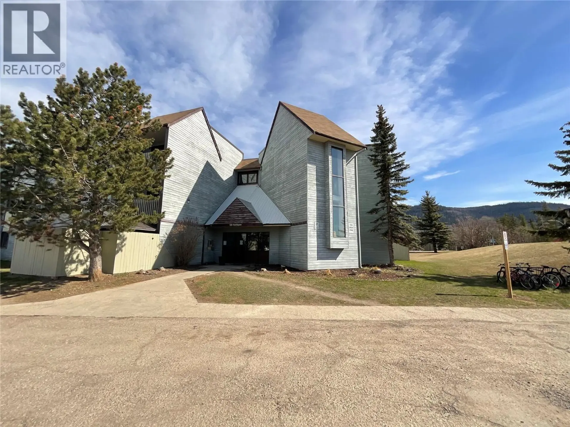 #211 320 Northgate - Image 1