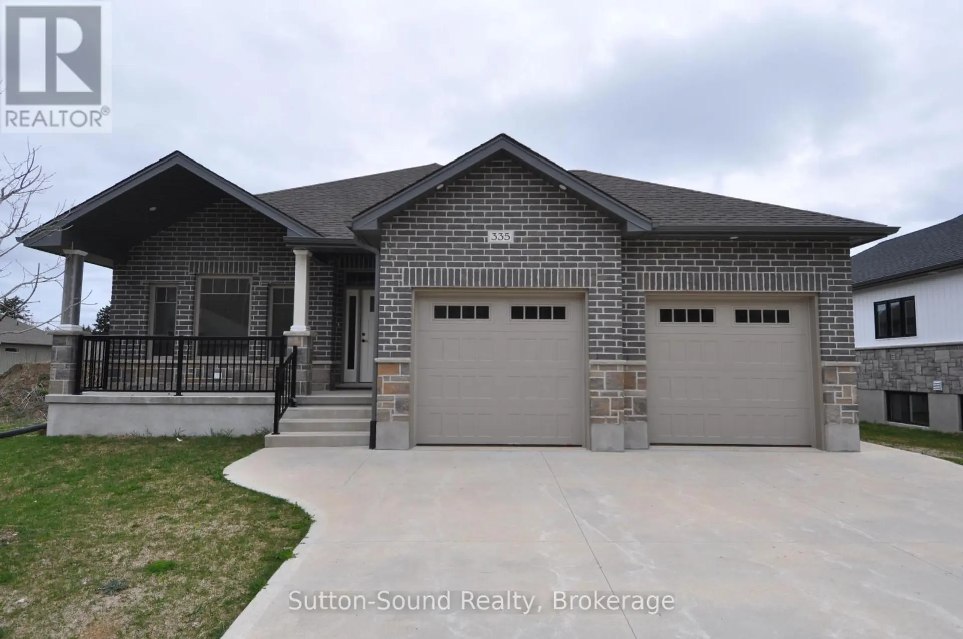 335 6TH AVENUE W - Image 1
