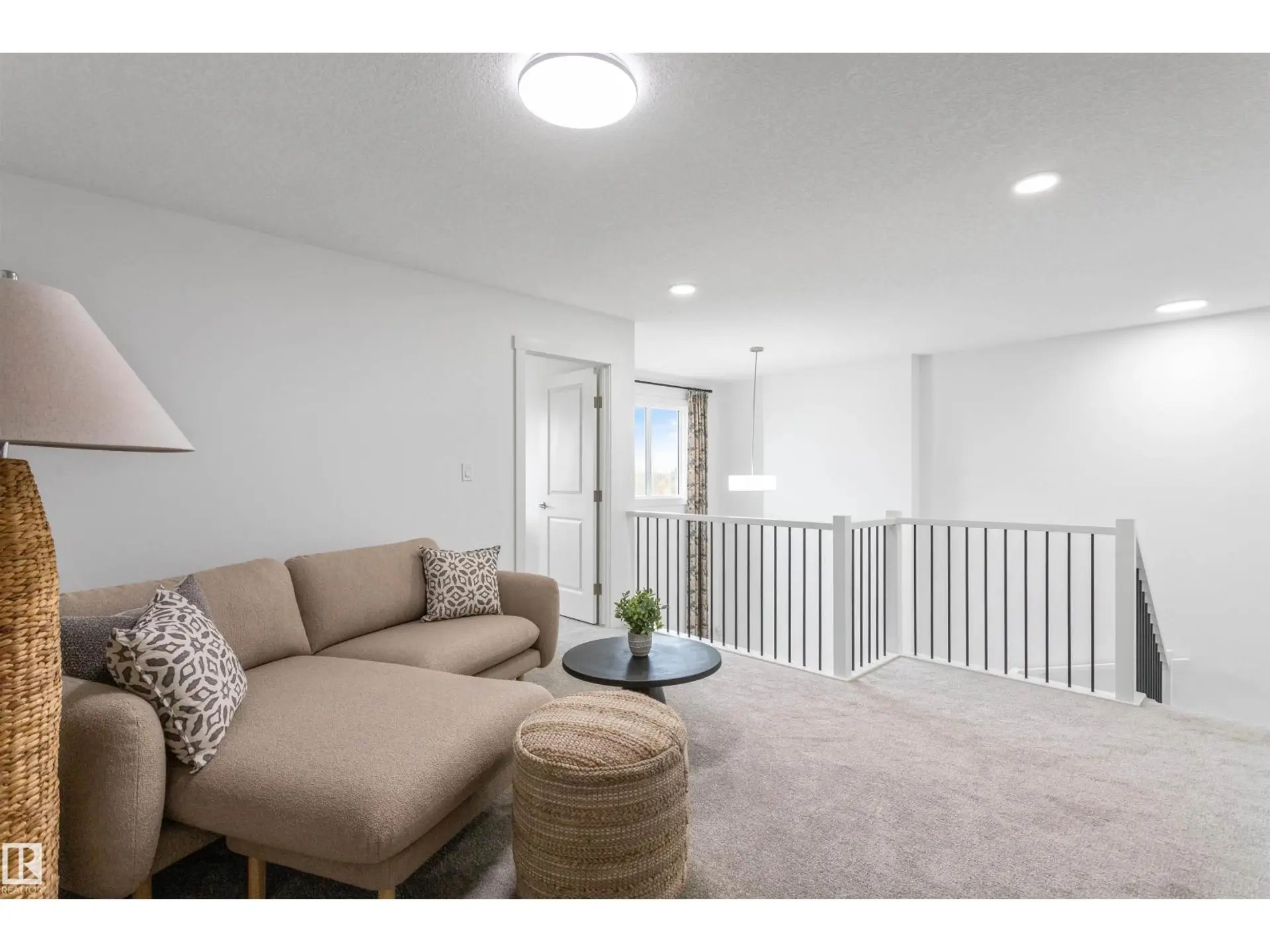 20833 15A AV NW - Image 15