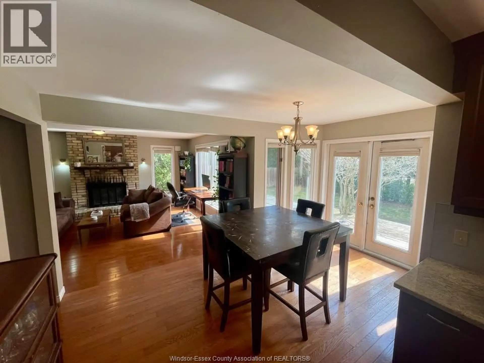 555 JEFFREYBROOK DRIVE - Image 3