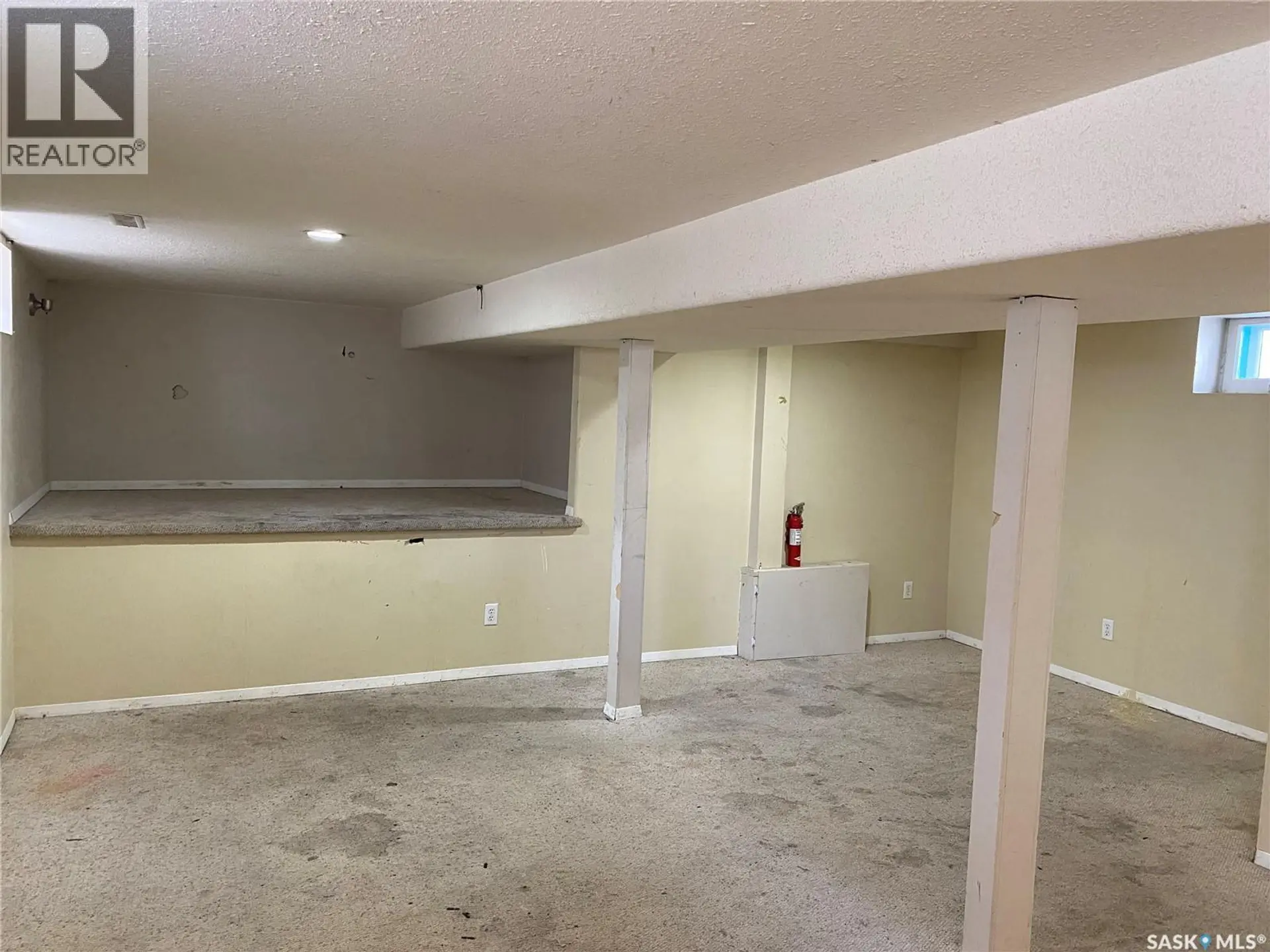 1234 G AVENUE N - Image 13