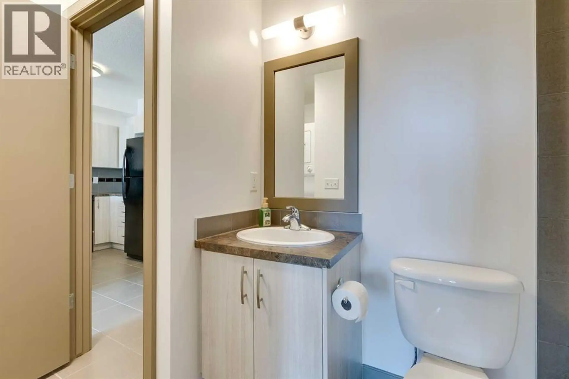 #210 2420 34 Avenue SW - Image 9