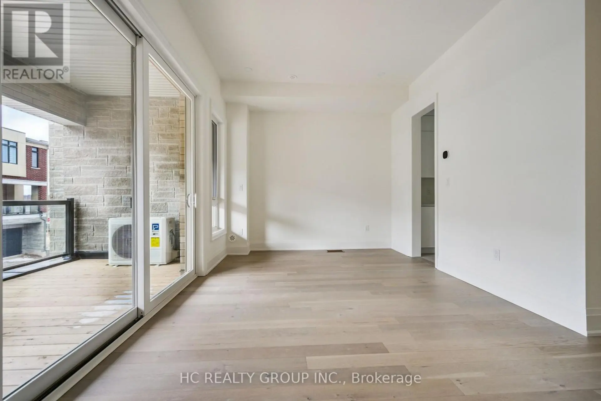 3304 -LOT 122 TAHA GARDENS - Image 11