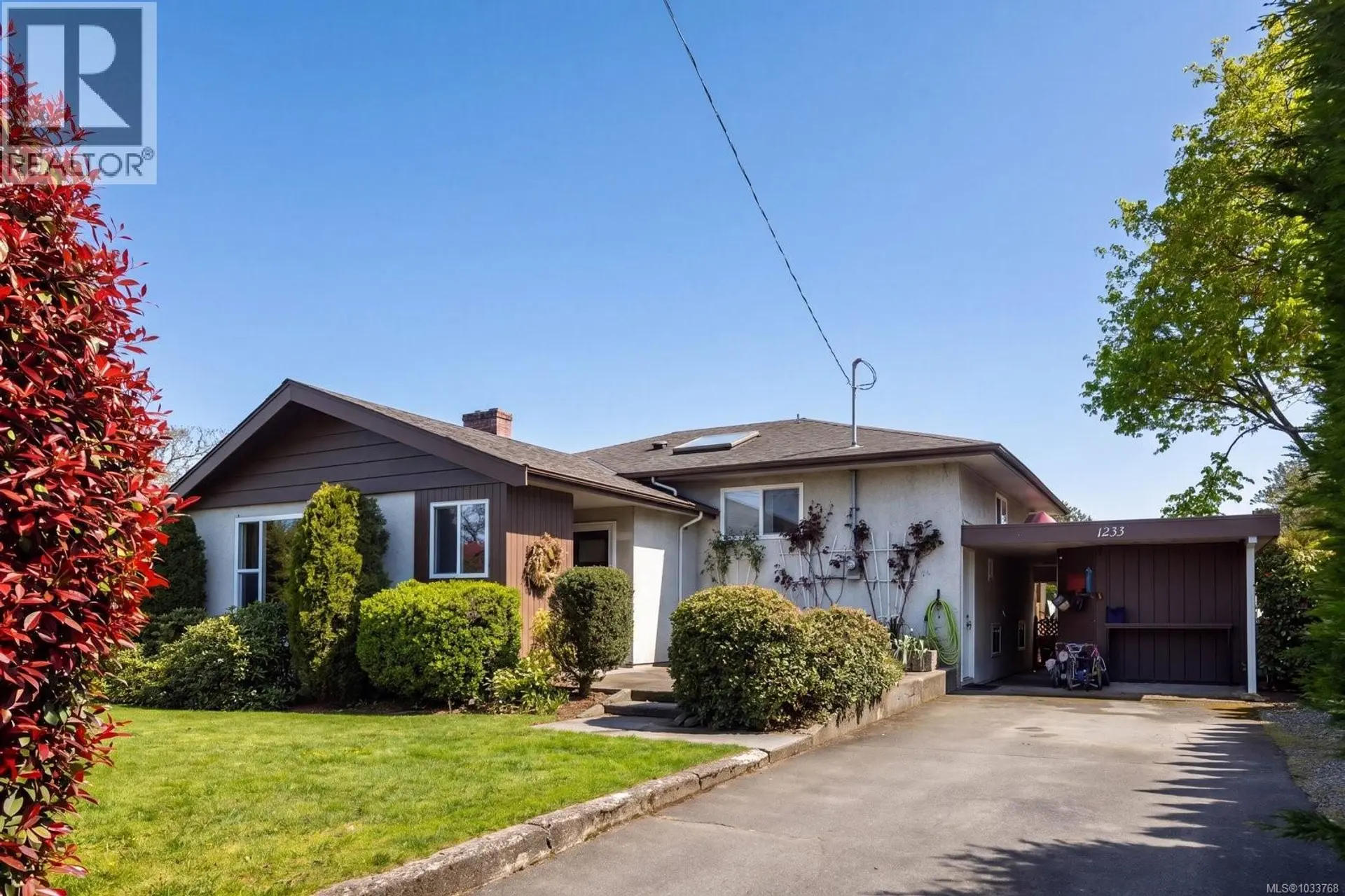 Property at 1233 Roy Rd, Saanich, BC