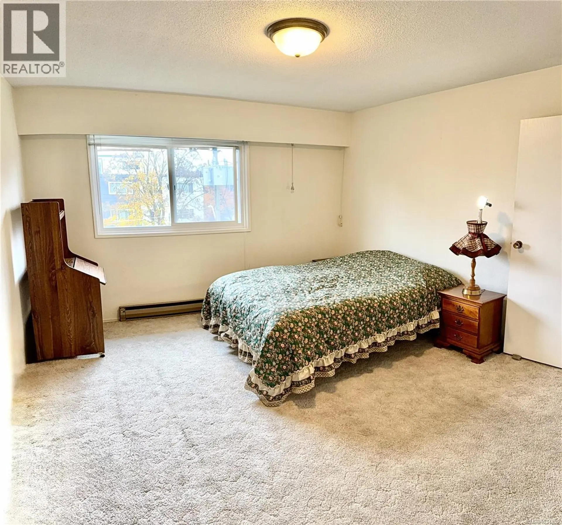 #403 1115 Rockland Ave - Image 7