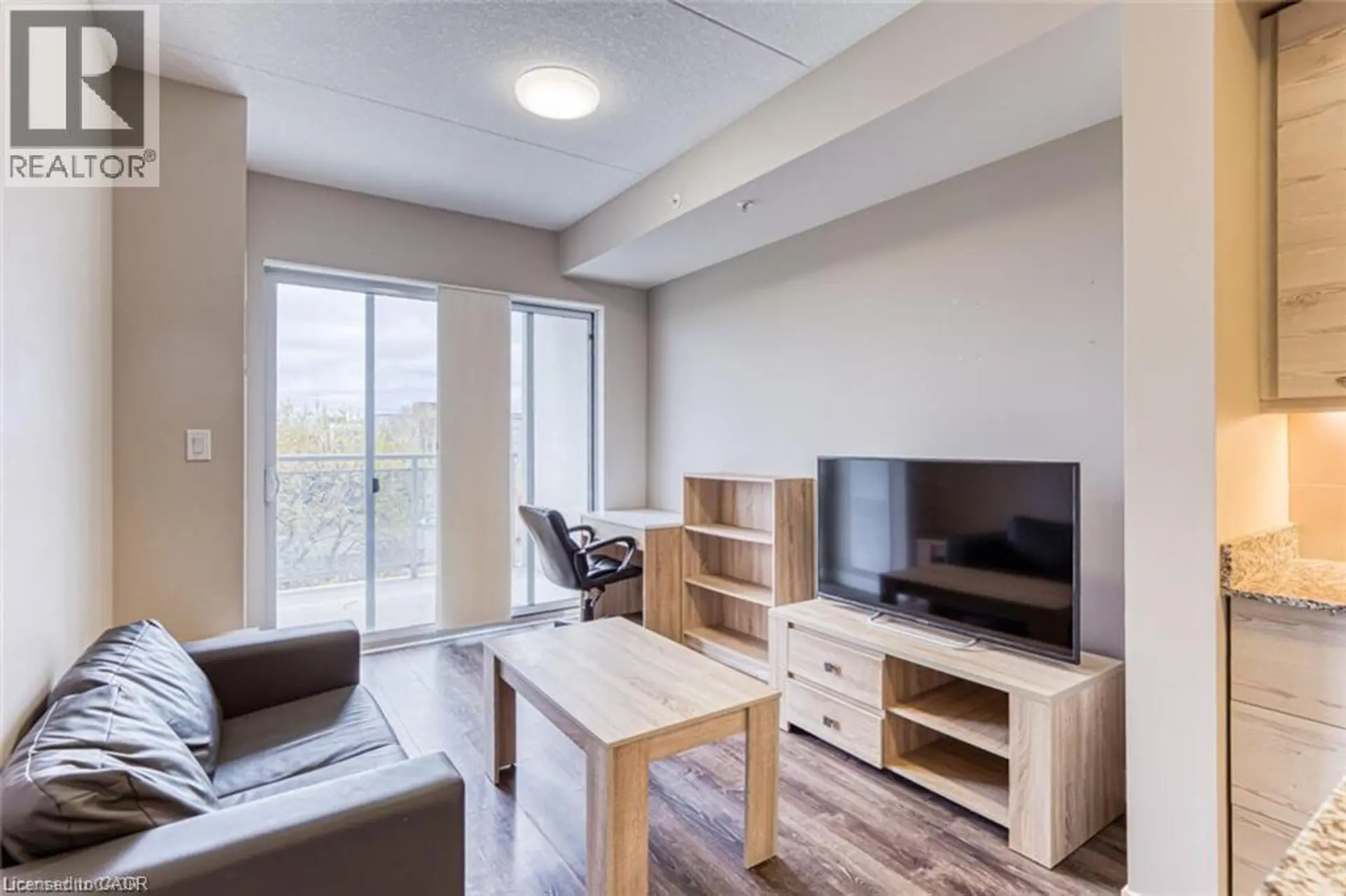 #419 280 LESTER Street - Image 6