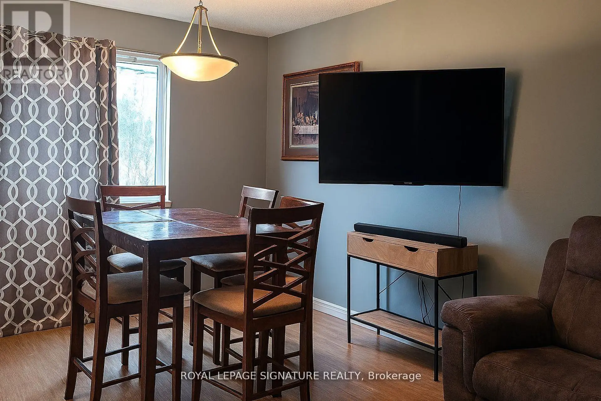 44 PARKER CRESCENT - Image 6