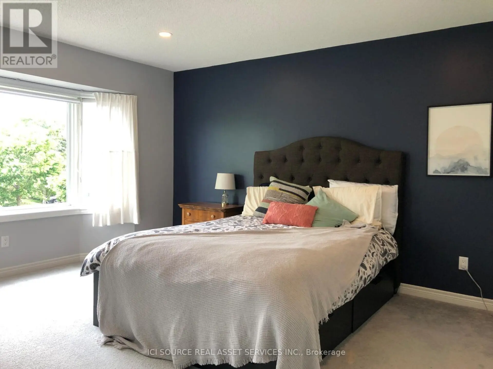 98 SUMMERS DRIVE - Image 9