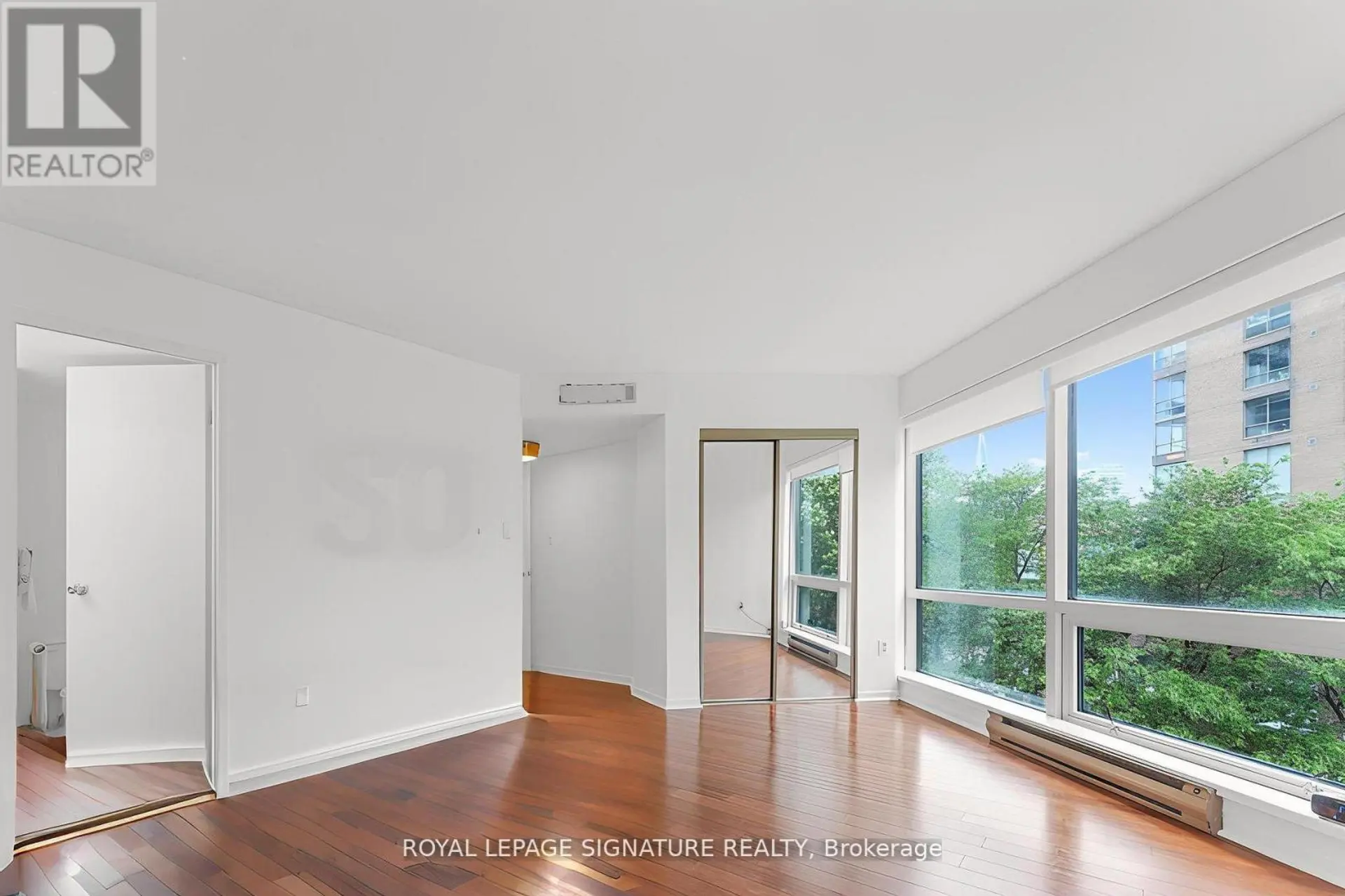 #403 1001 BAY STREET - Image 13