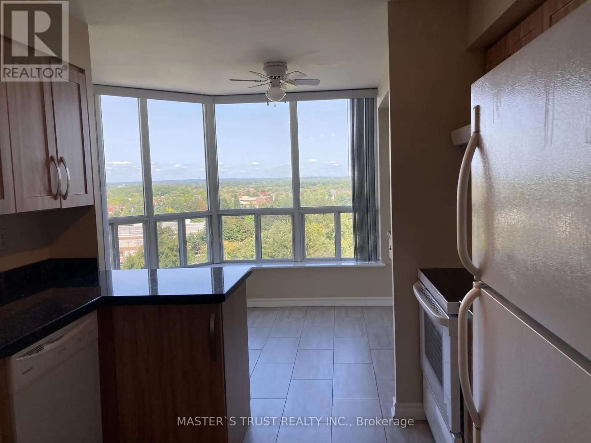 #803 410 MCLEVIN AVENUE - Image 13