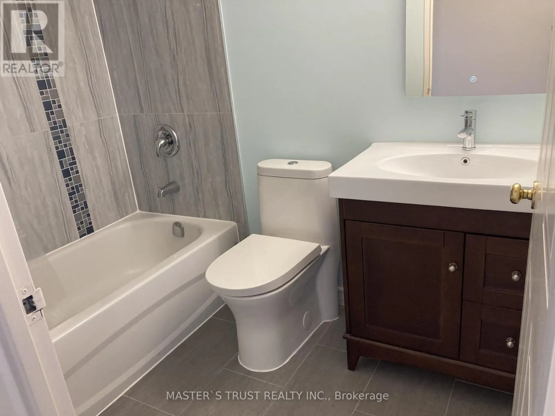 #803 410 MCLEVIN AVENUE - Image 7