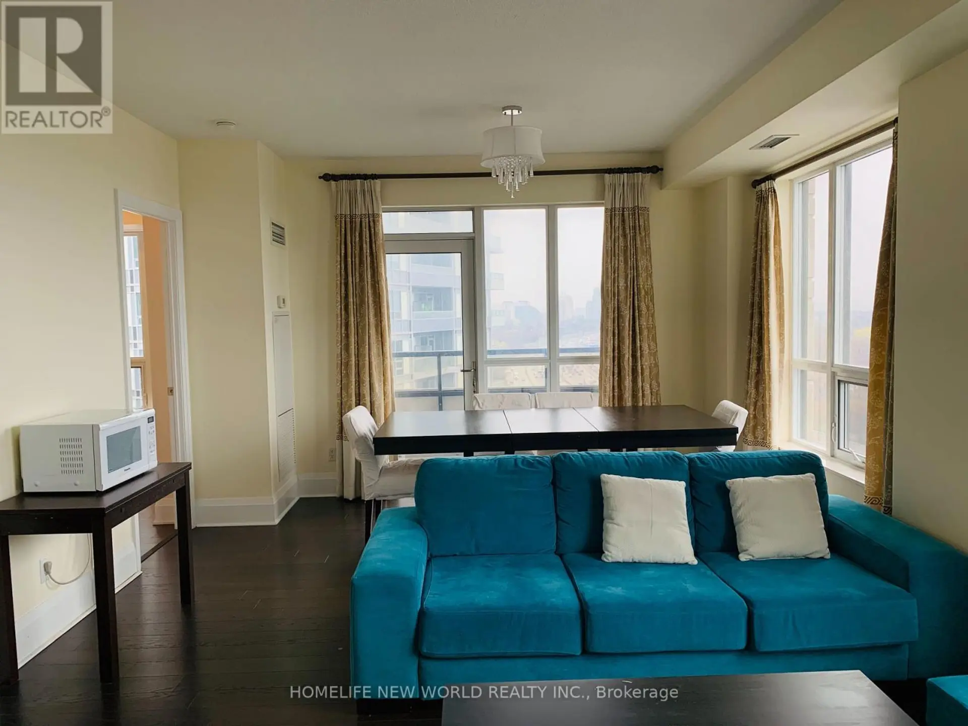 #1322 100 HARRISON GARDEN BOULEVARD - Image 10