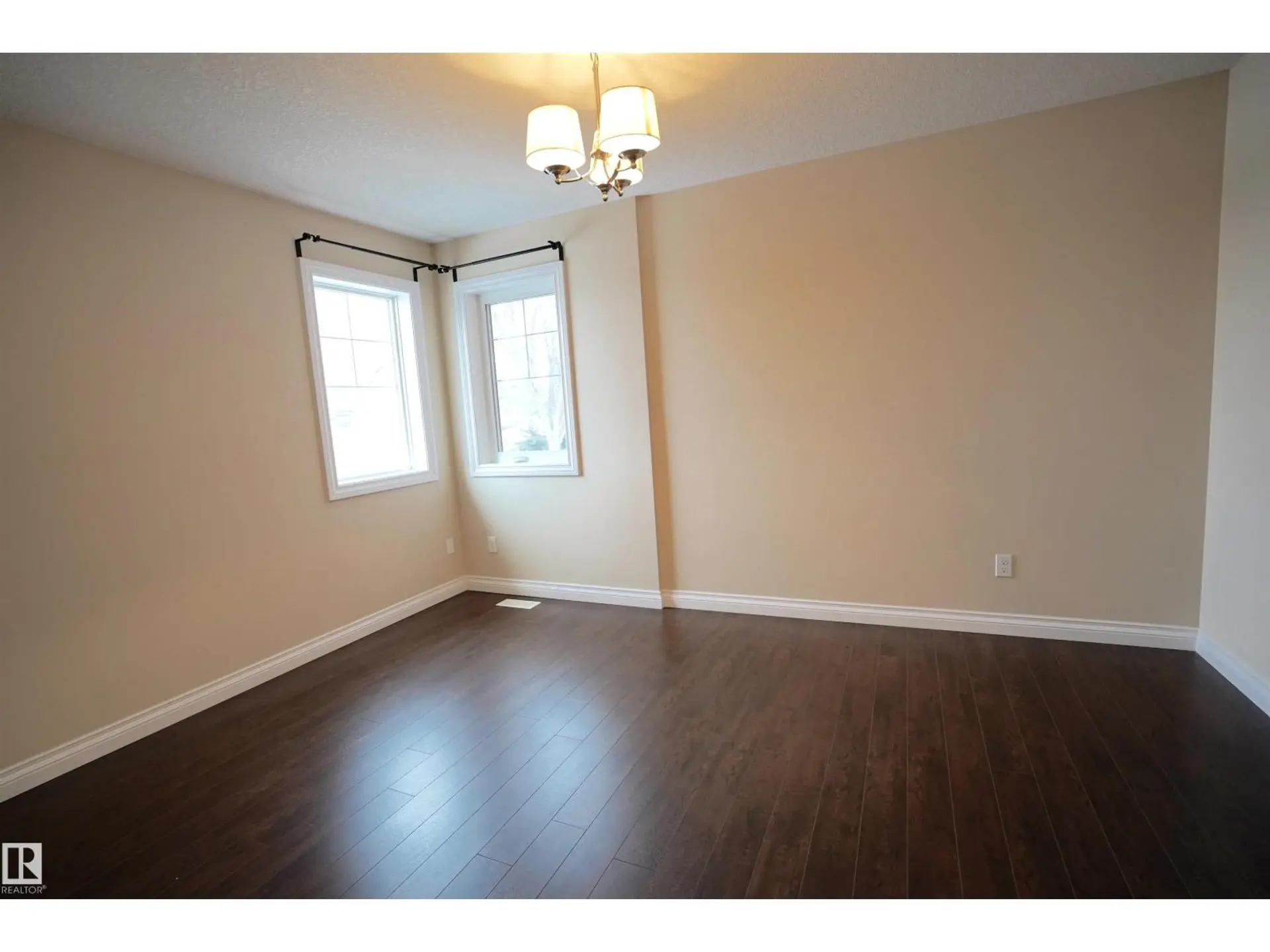 12018 65 ST NW - Image 15