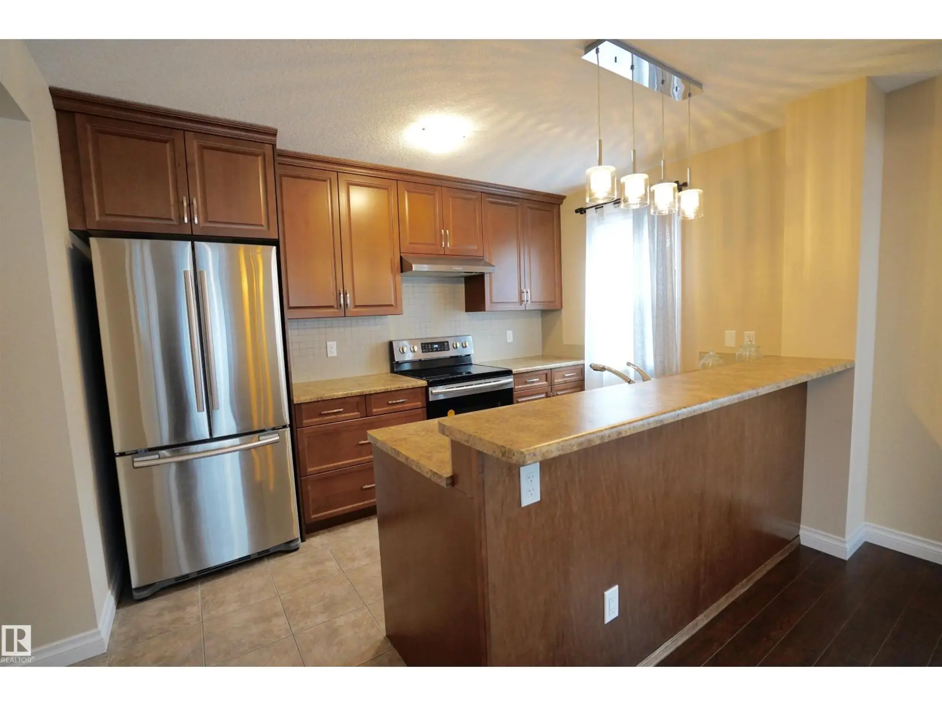 12018 65 ST NW - Image 2