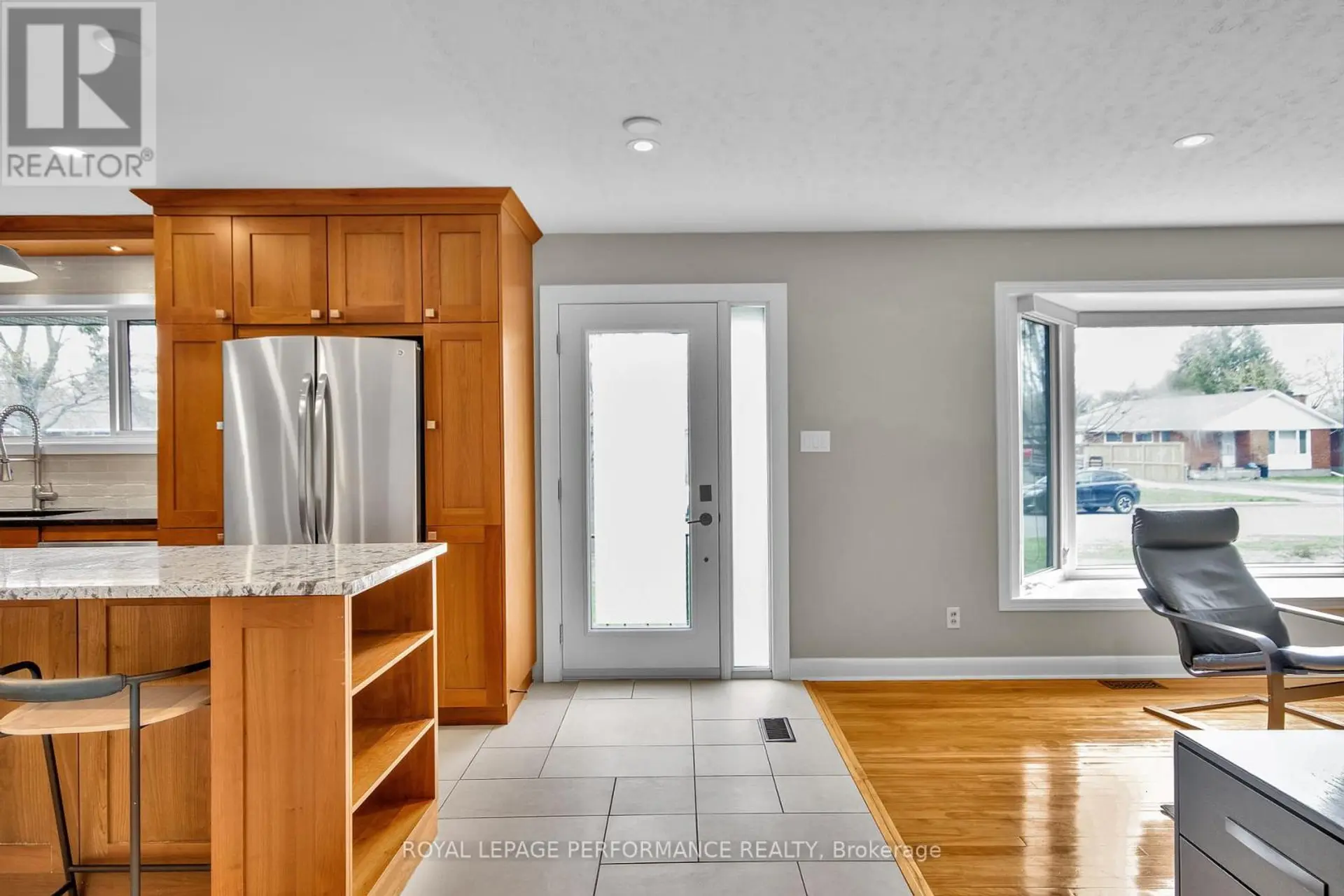 1321 RUSTIC DRIVE - Image 2