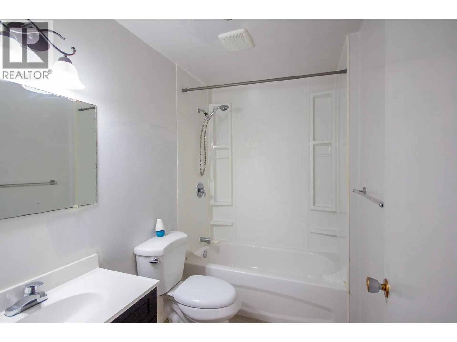 9208 7 Street - Image 6