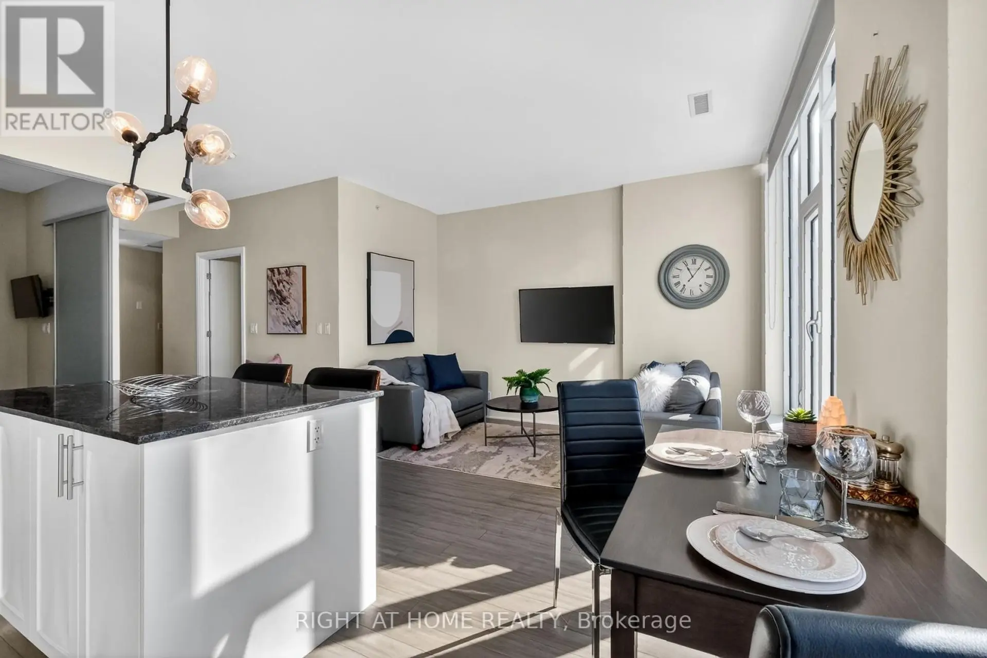 #806 118 HOLMWOOD AVENUE - Image 10