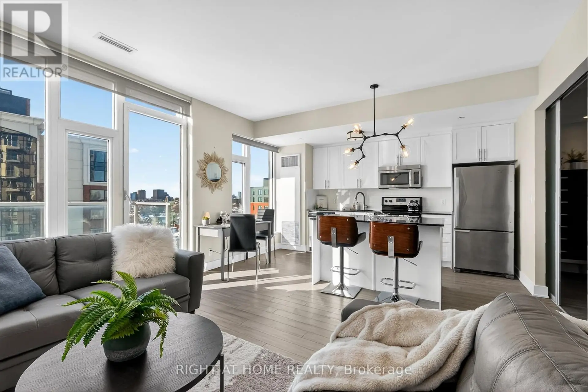 #806 118 HOLMWOOD AVENUE - Image 7