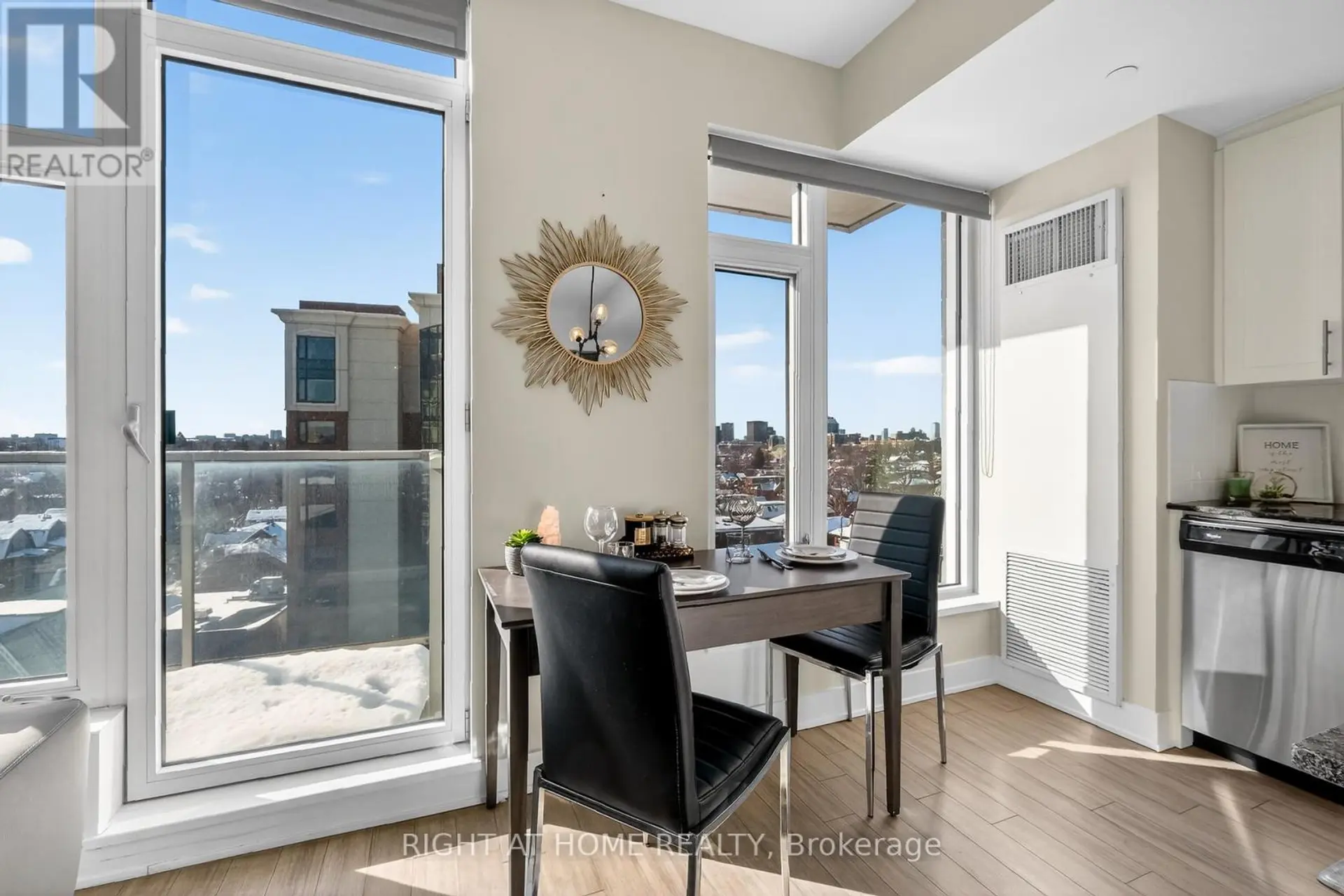 #806 118 HOLMWOOD AVENUE - Image 8