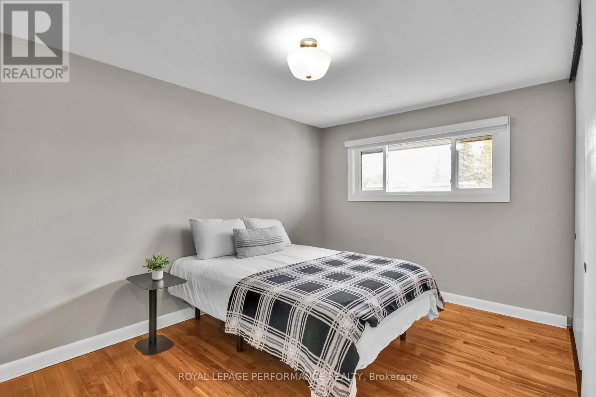 1321 RUSTIC DRIVE - Image 12