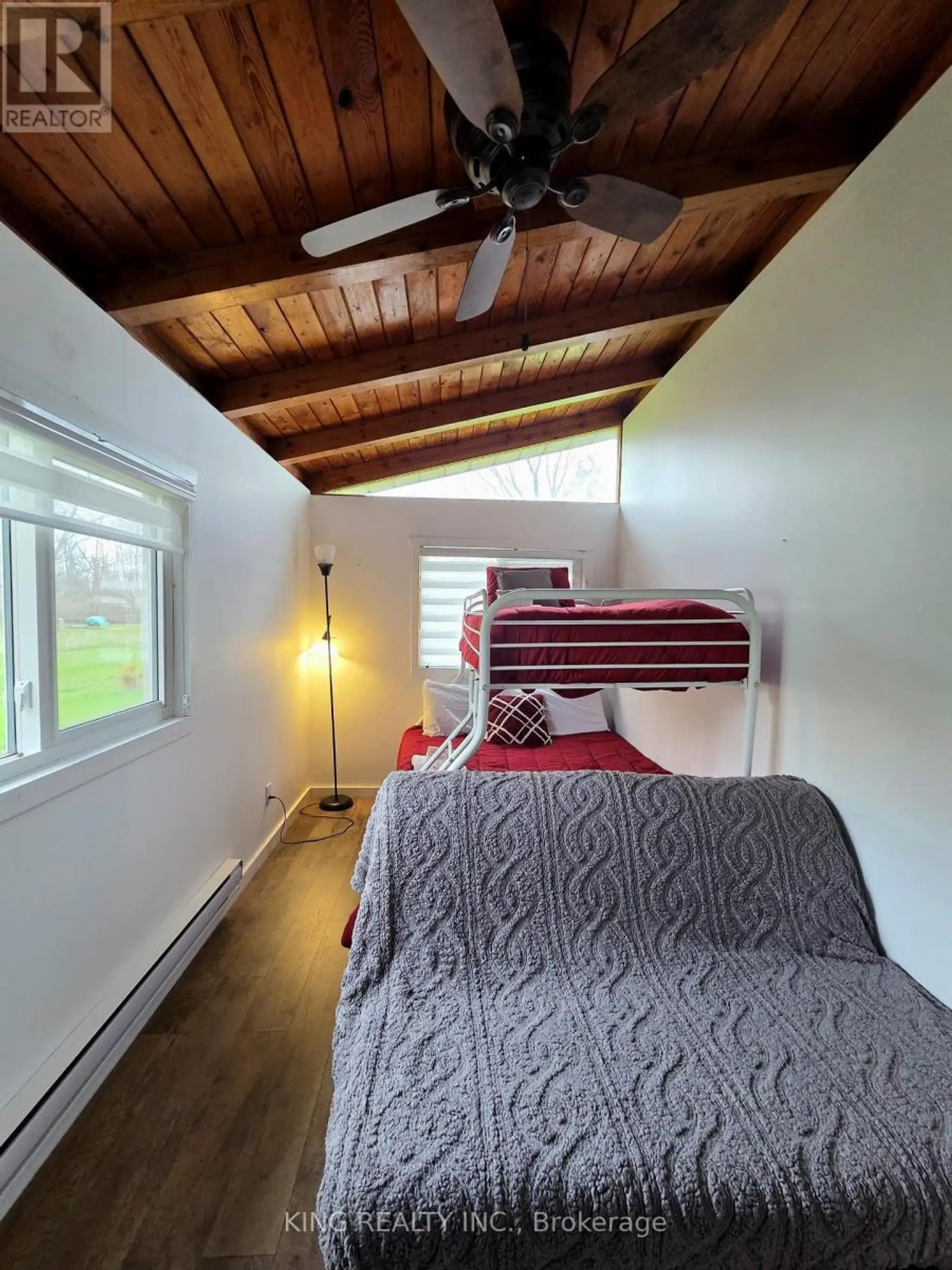 5 ERIE HEIGHTS LINE - Image 12