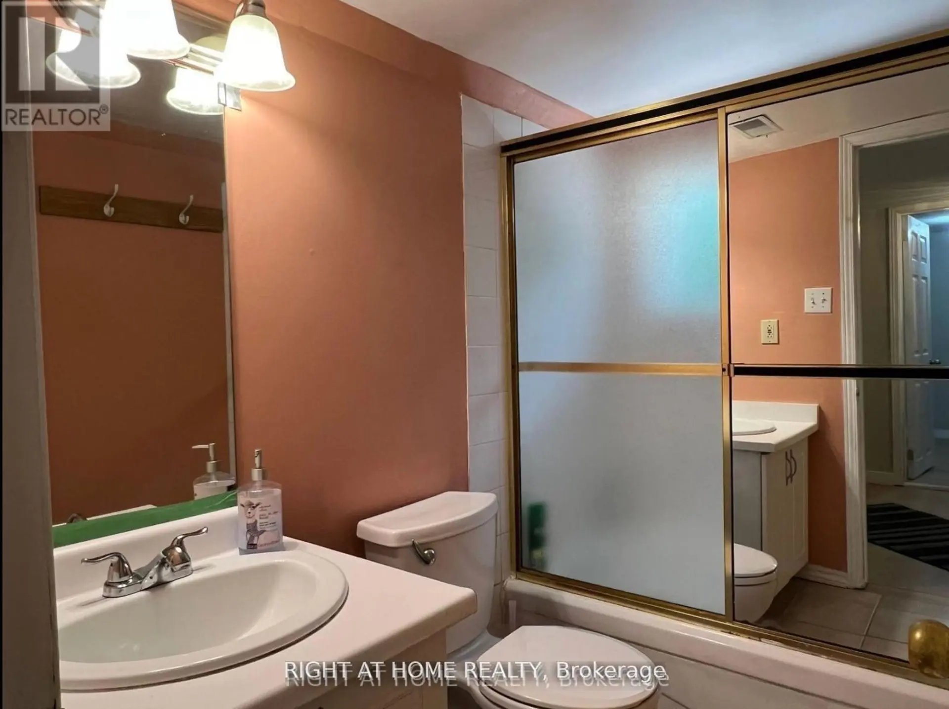 34 BROADVIEW STREET - Image 8