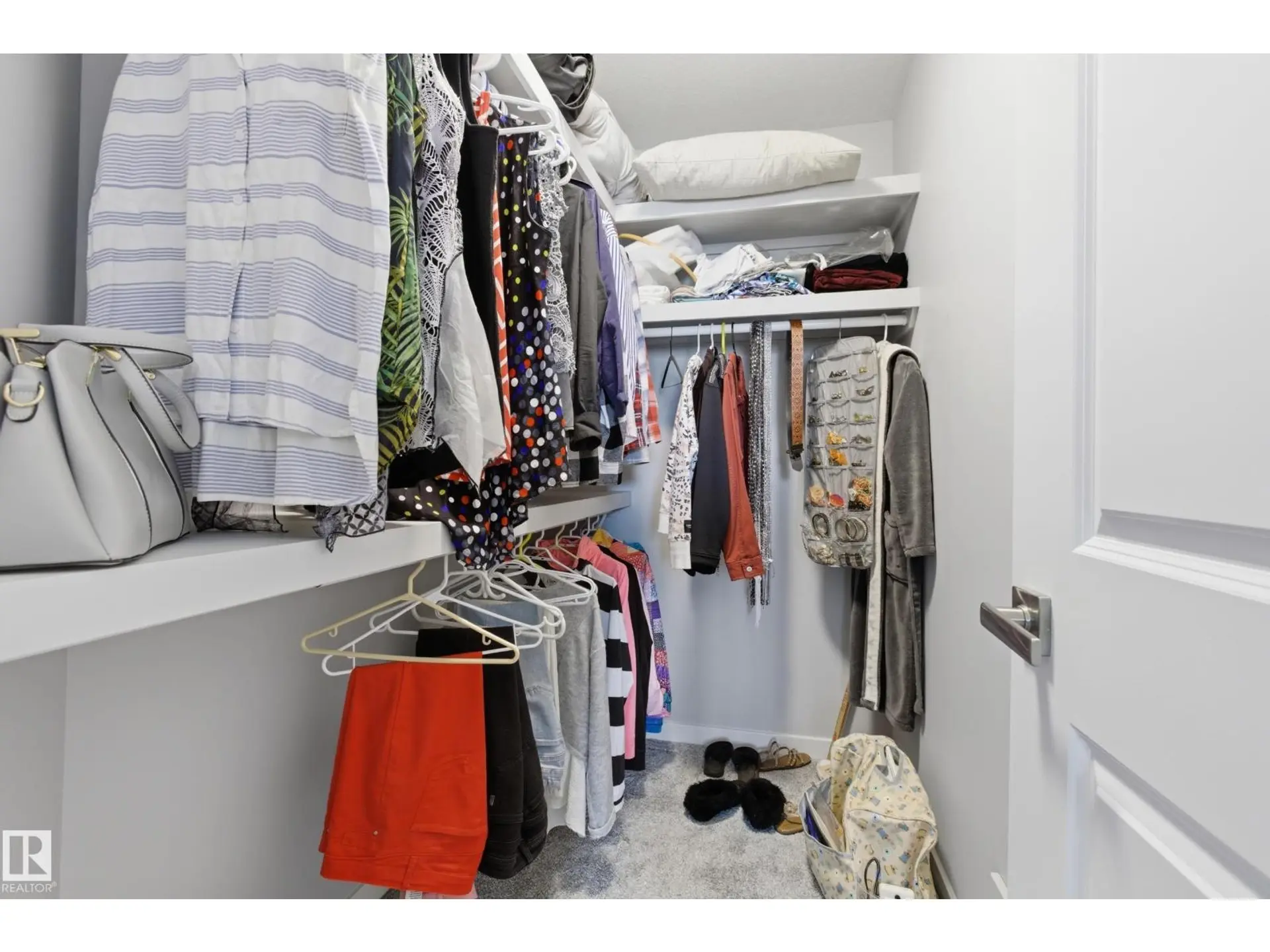 295 YOUVILLE DR E NW - Image 13