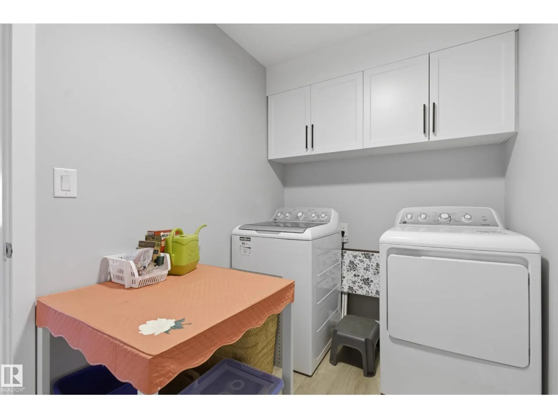 295 YOUVILLE DR E NW - Image 17