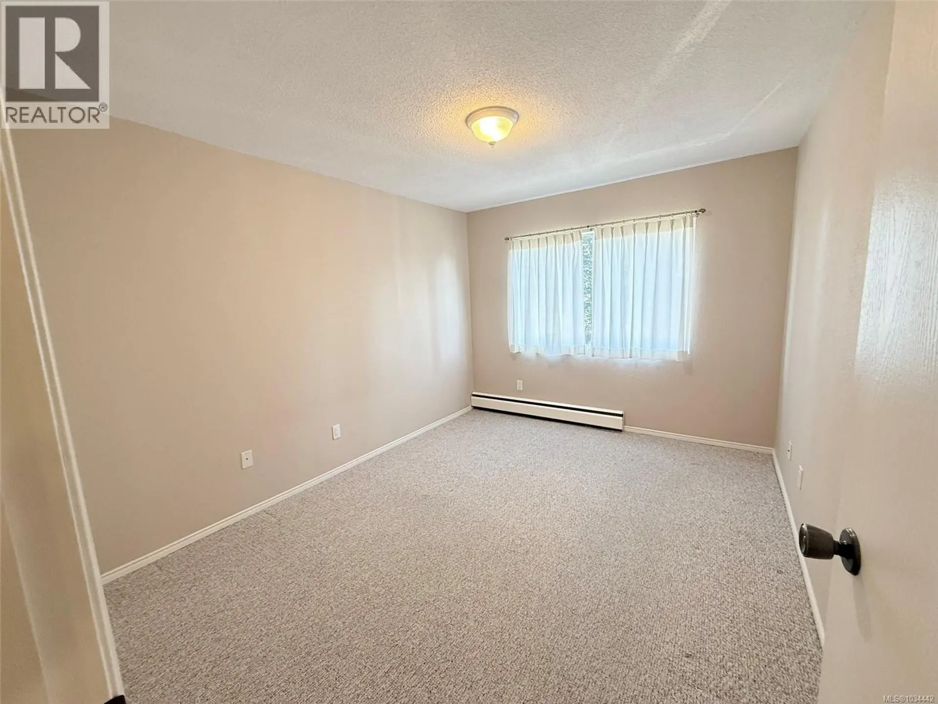 #303 322 Birch St - Image 10