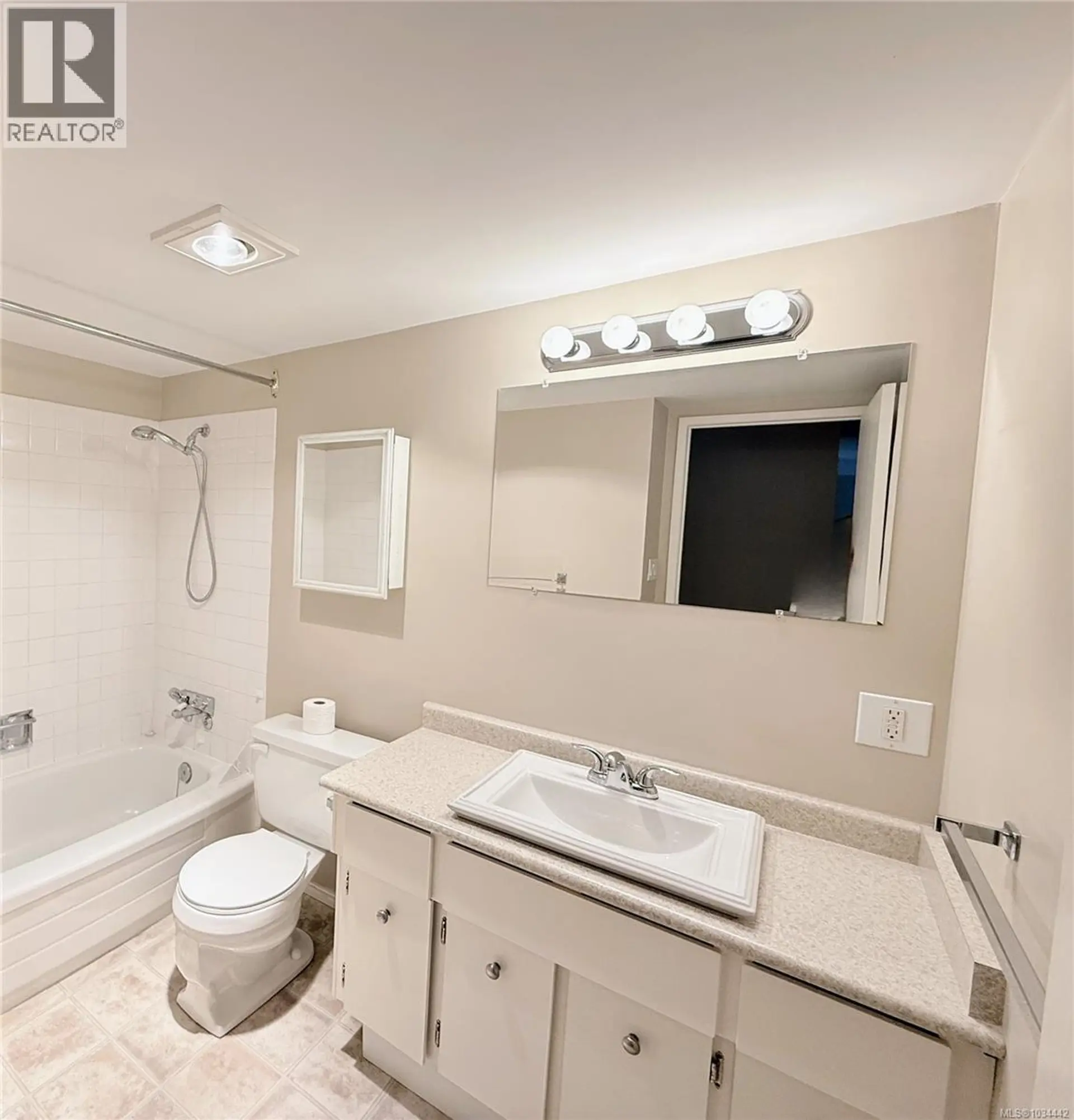 #303 322 Birch St - Image 11
