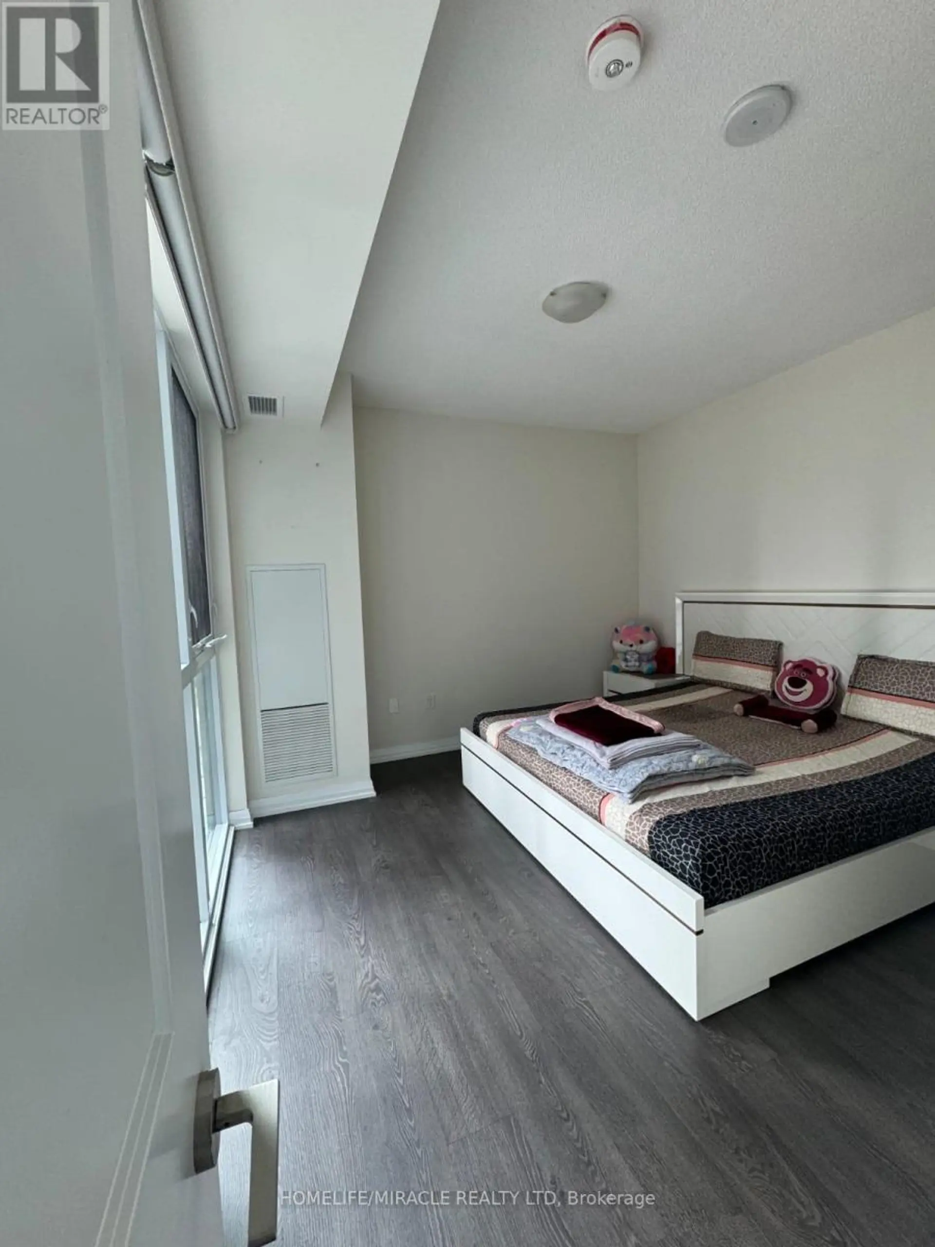 #521 50 THOMAS RILEY ROAD - Image 13