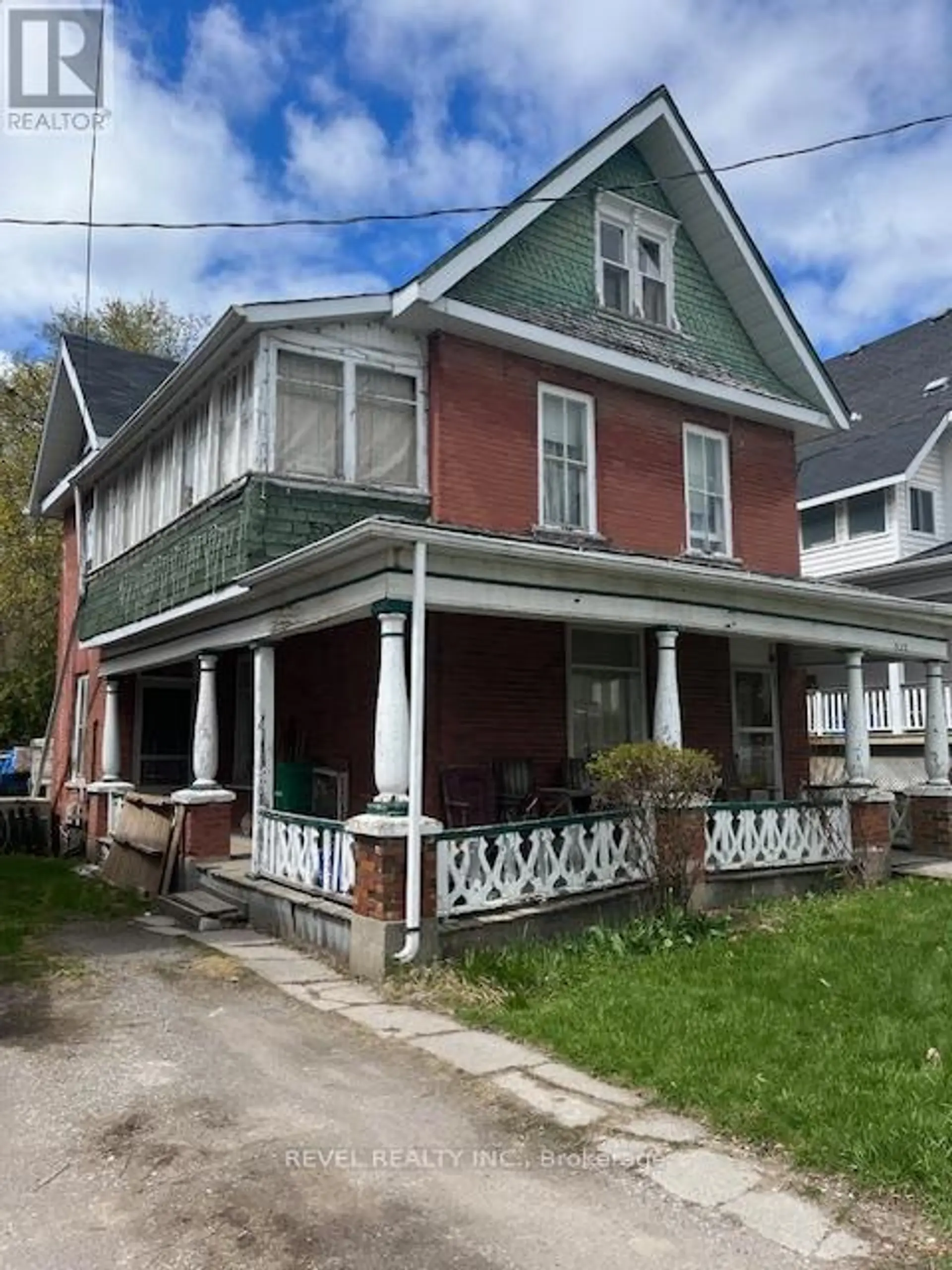 535 PARK STREET N - Image 1