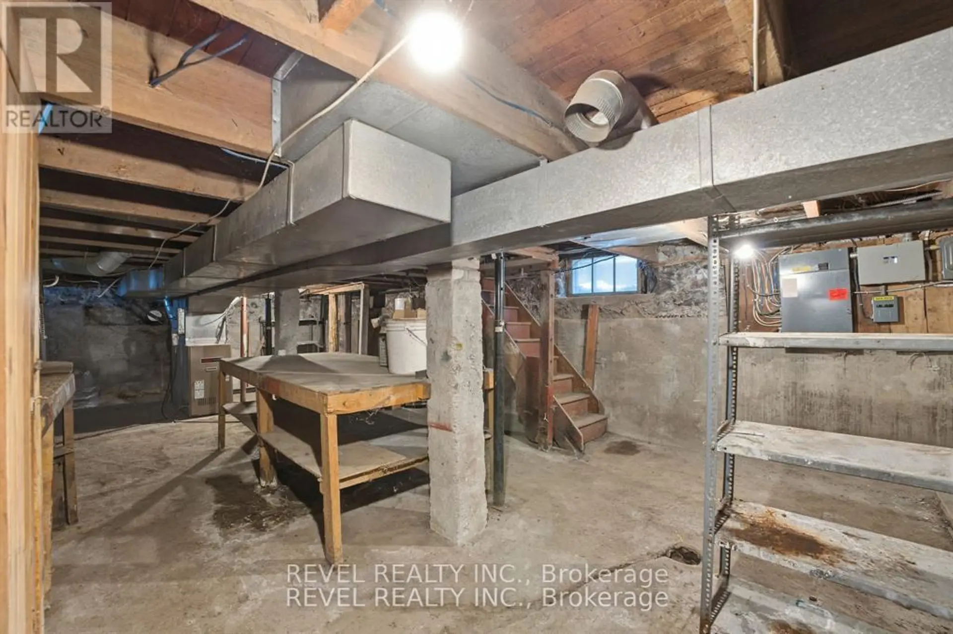 535 PARK STREET N - Image 15