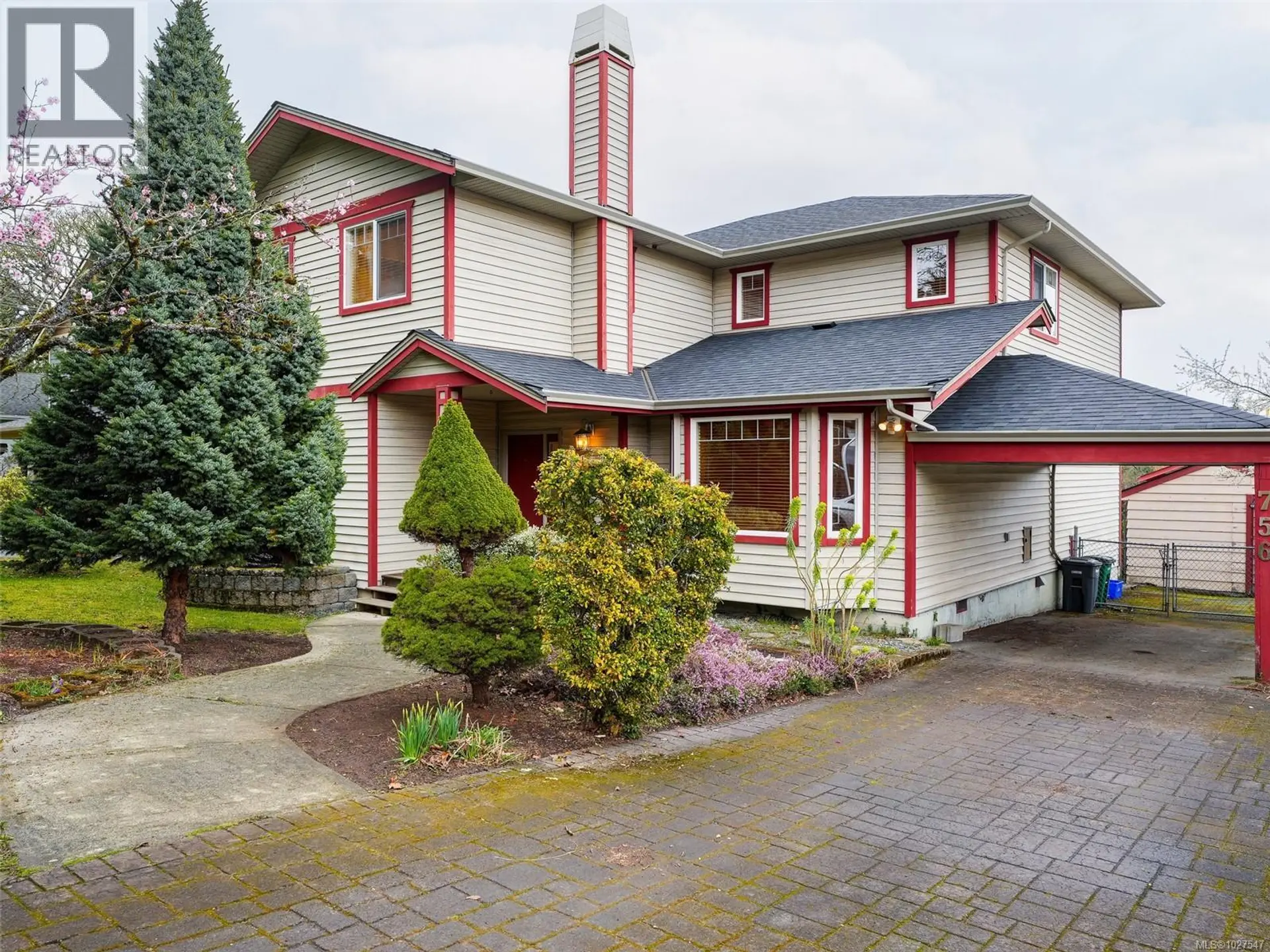 Property at 756 Newbury St, Saanich, BC