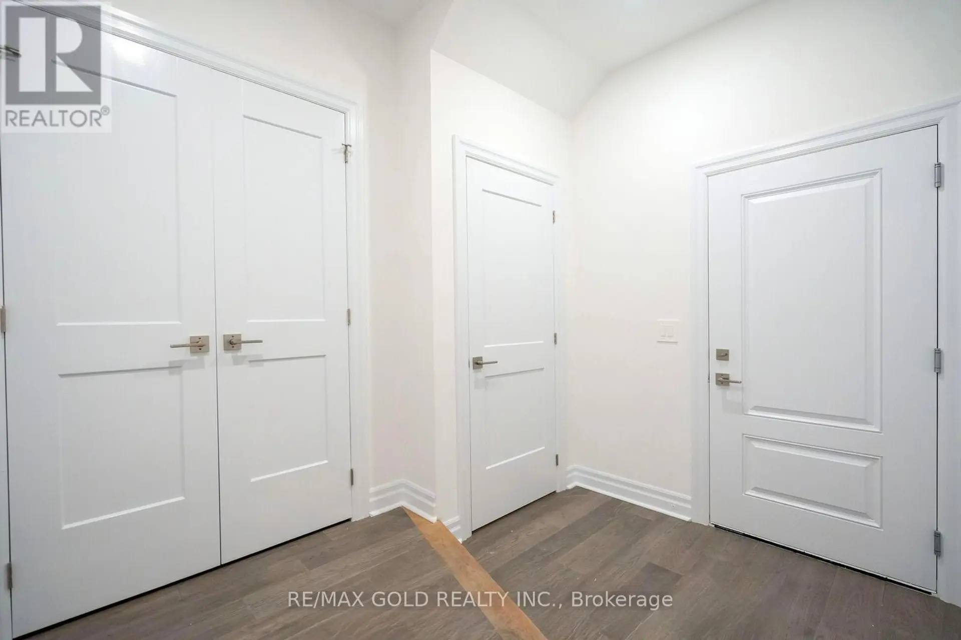 7507 SPLENDOUR DRIVE - Image 7