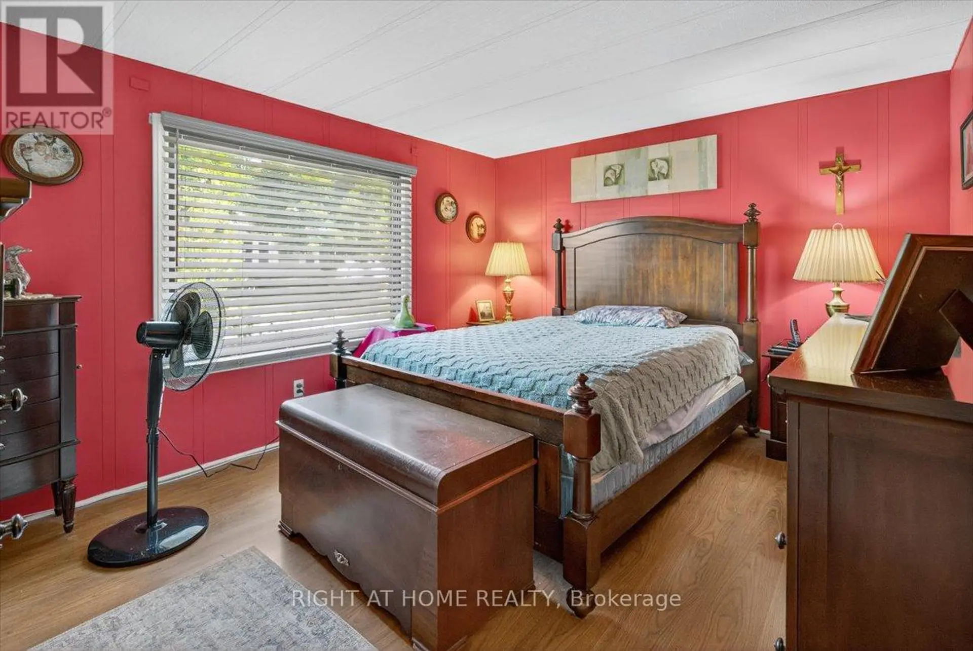 45 LINDEN LANE - Image 10