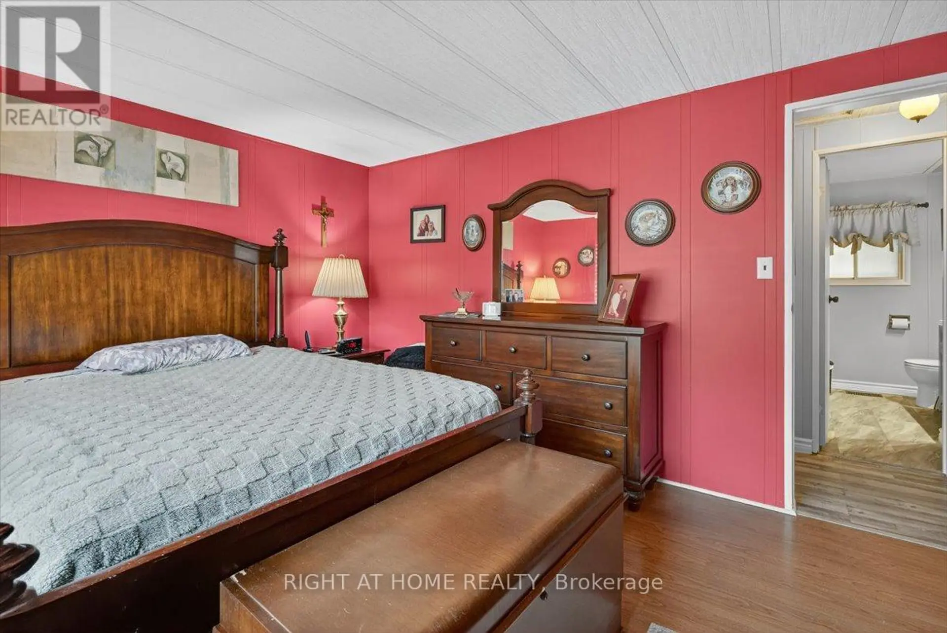 45 LINDEN LANE - Image 11