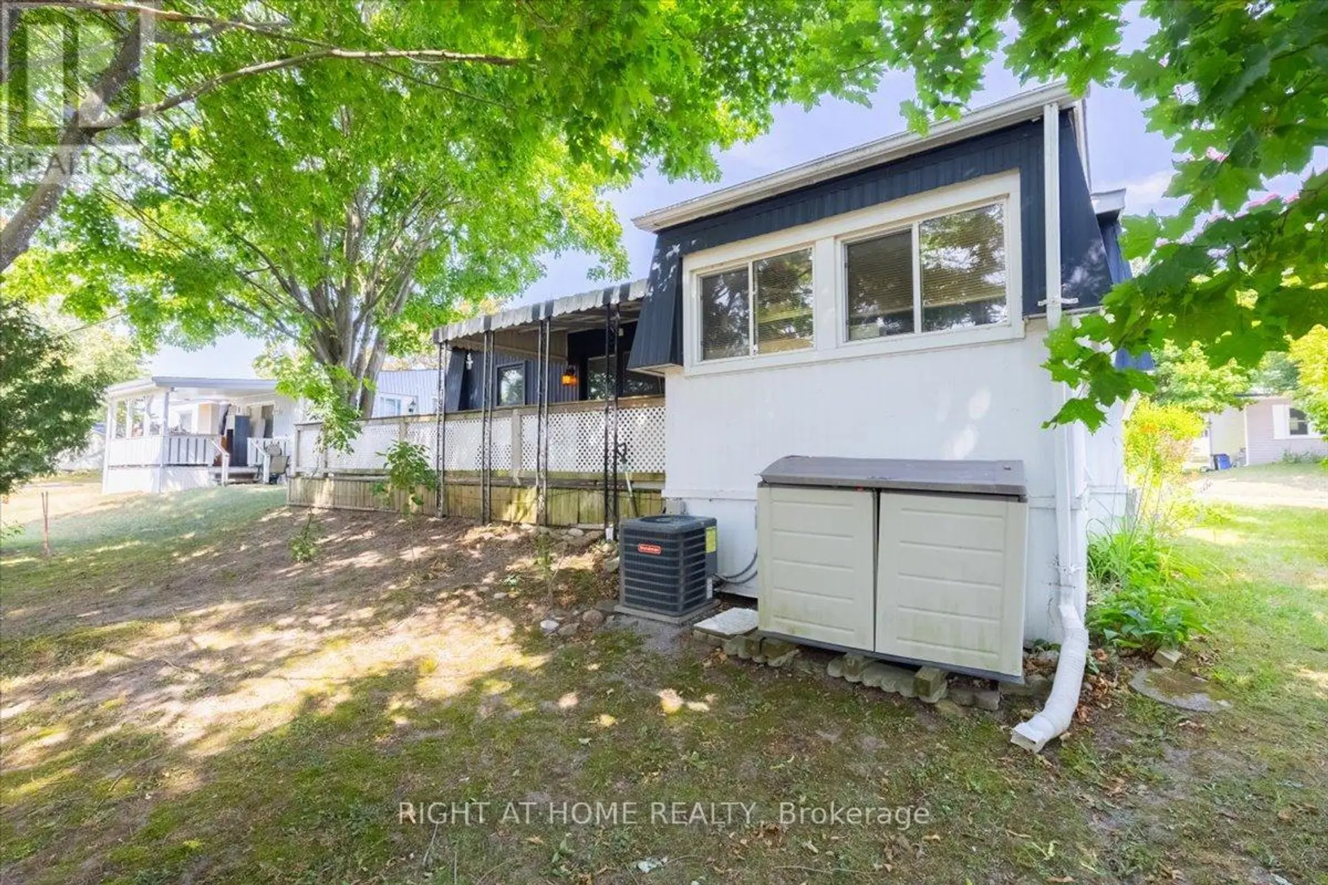 45 LINDEN LANE - Image 18