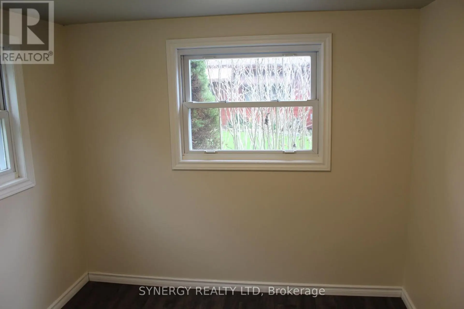 30 MILL LANE - Image 8