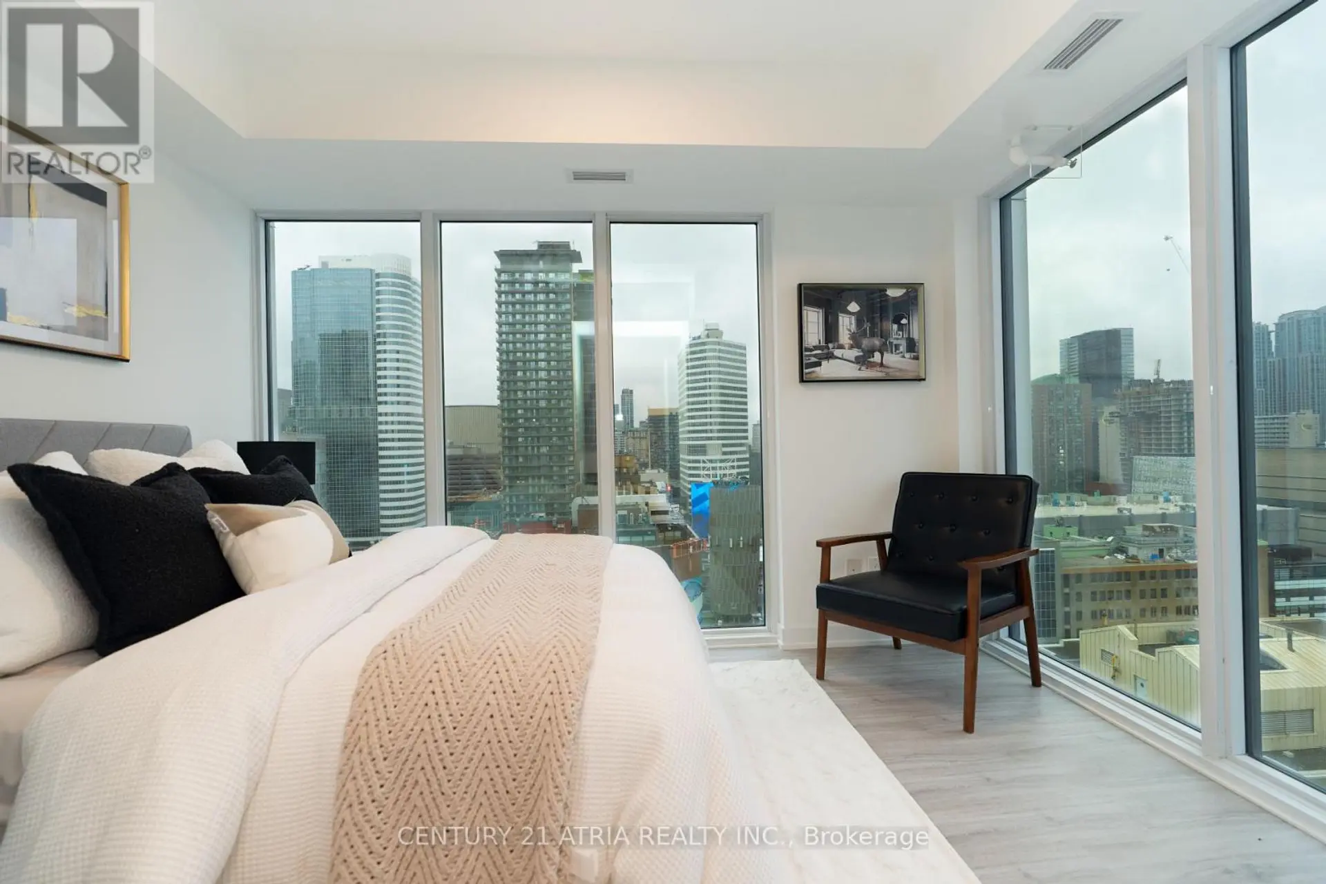 #2303 252 CHURCH STREET - Image 2