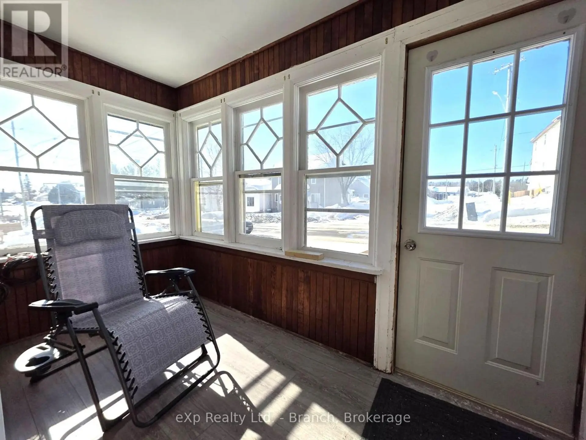 85 MAIN STREET - Image 4