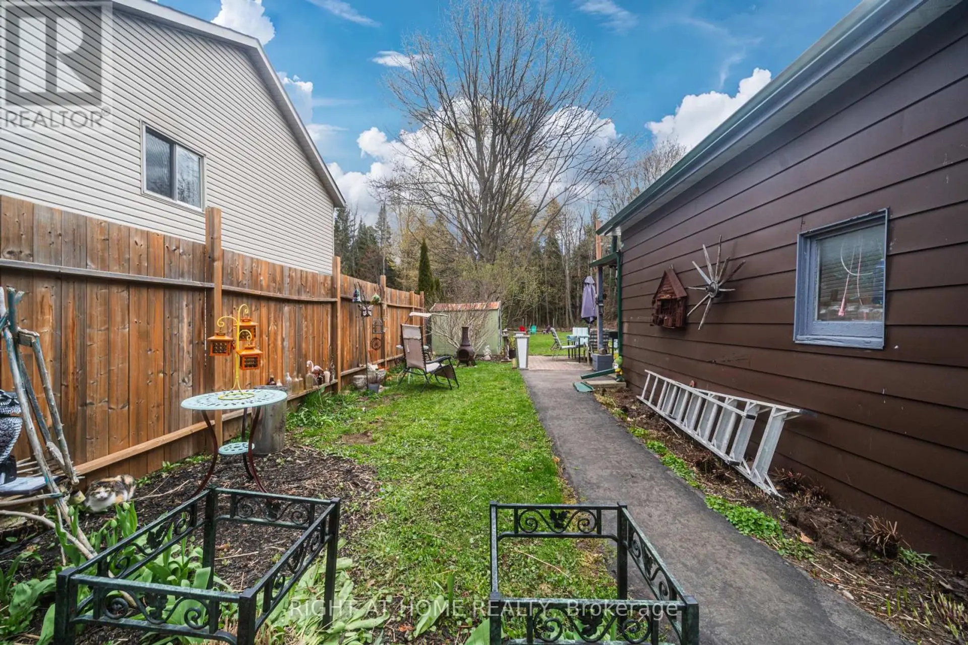 1007 FERRIER AVENUE - Image 16