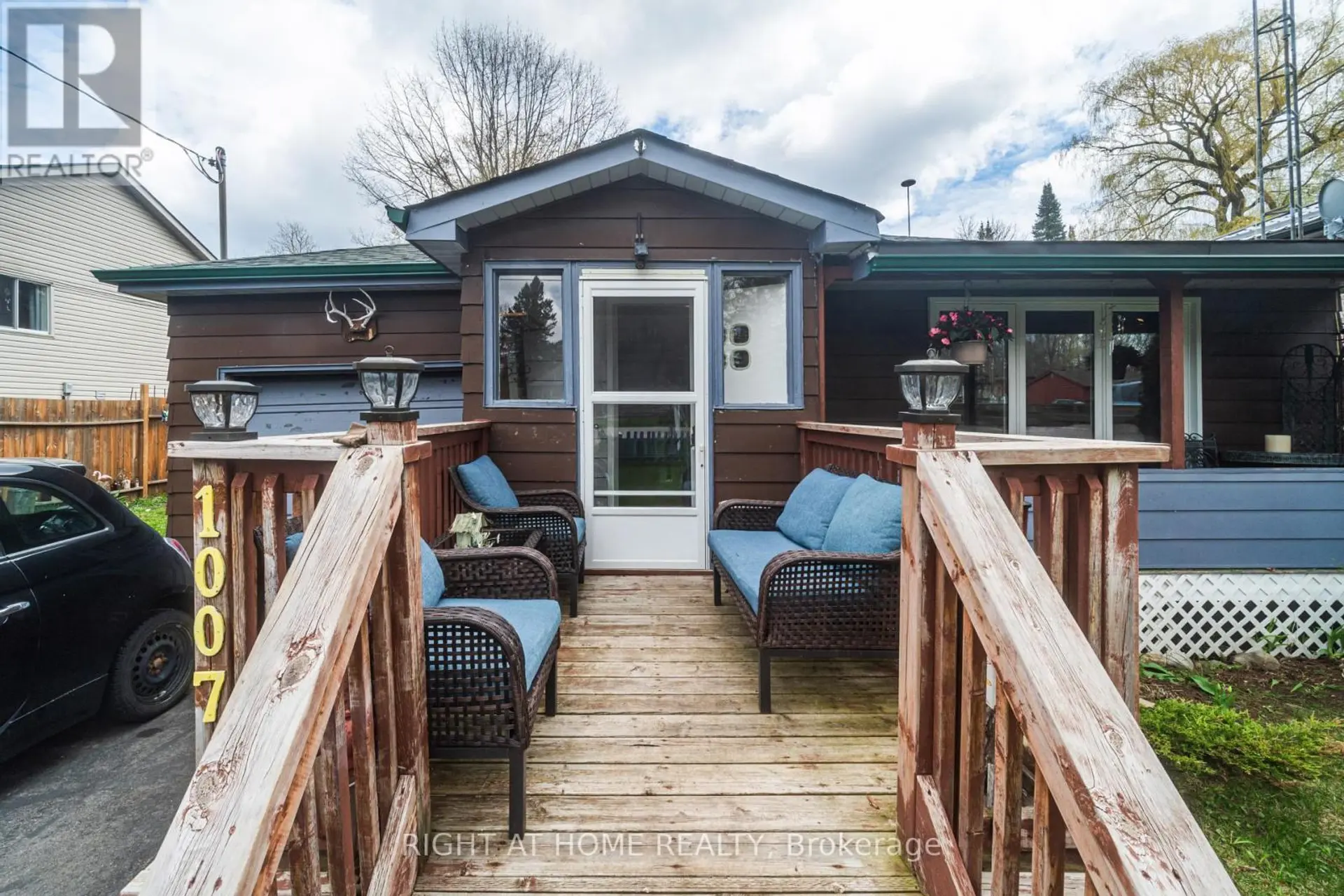1007 FERRIER AVENUE - Image 3