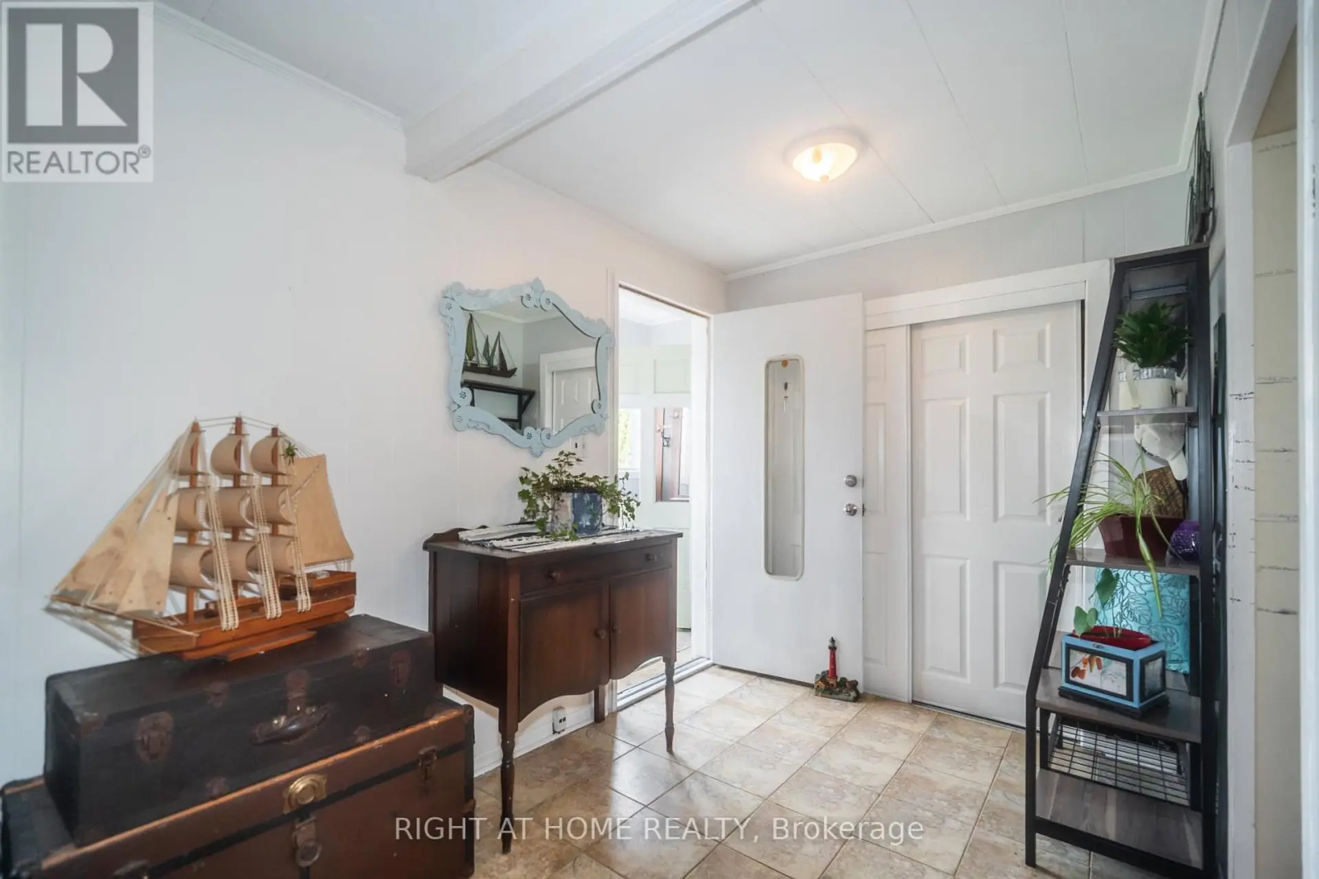 1007 FERRIER AVENUE - Image 5
