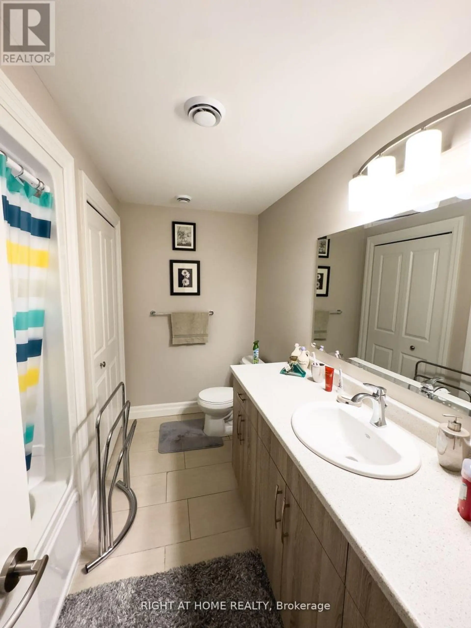 15 SPARTAN COURT - Image 8