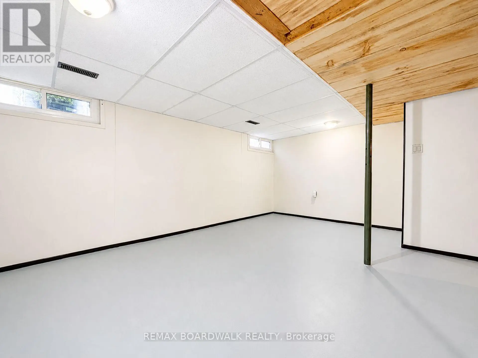 53J SUMAC STREET - Image 11