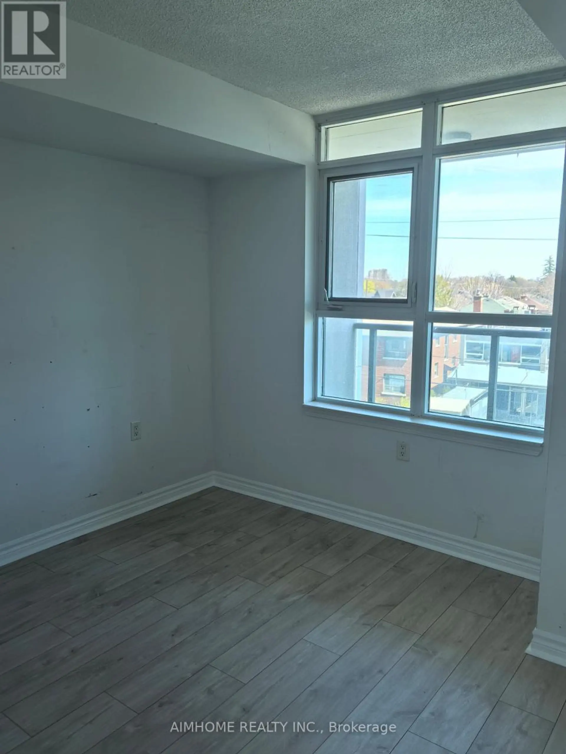#410 3830 BATHURST STREET - Image 7