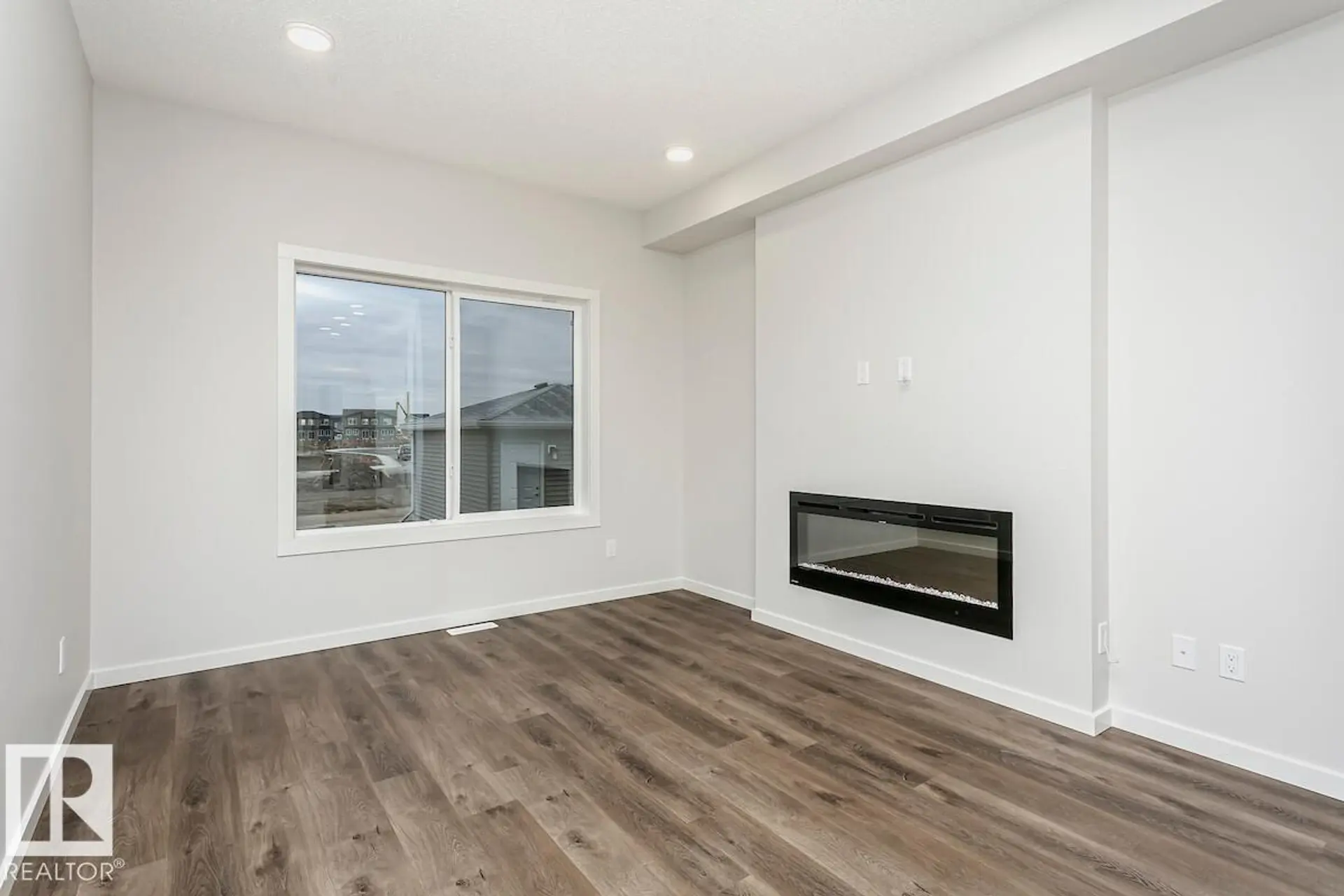 57 Gambel LO - Image 3