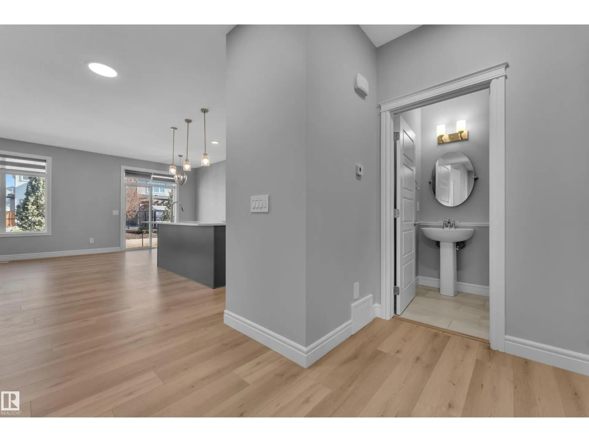 16222 19 AV SW SW - Image 3